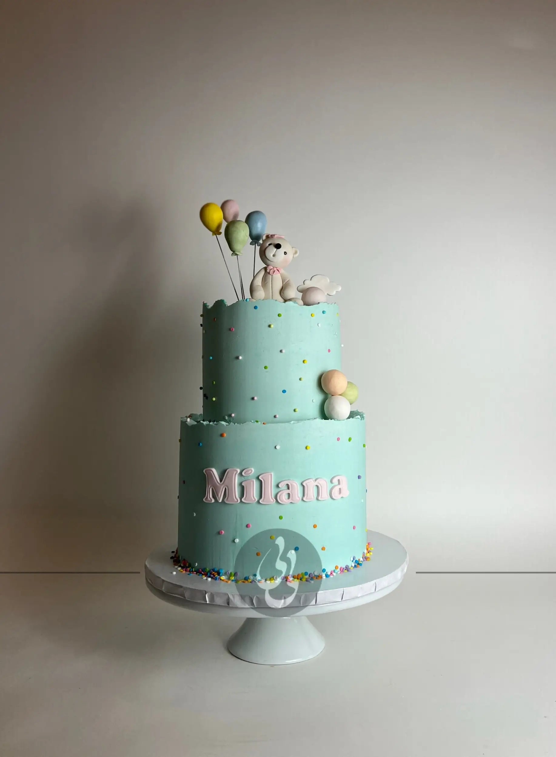 Animal & balloons on buttercream - custom cake
