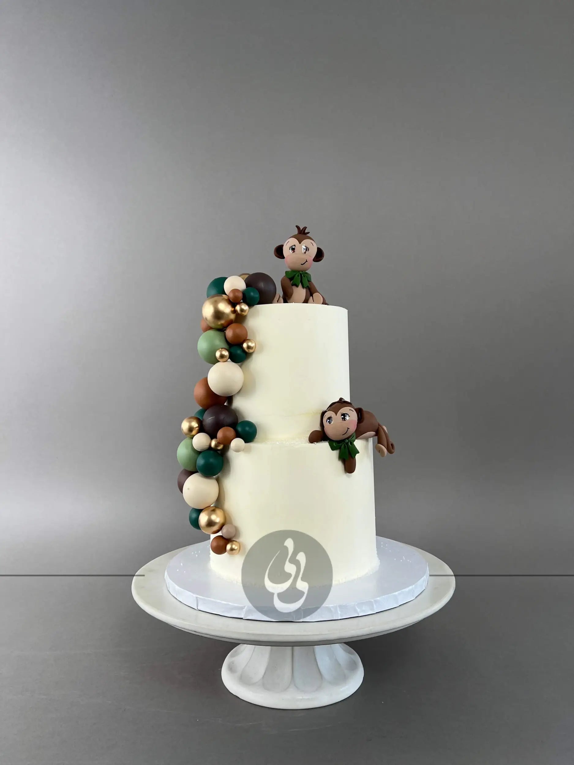 Animals & spheres - custom cake