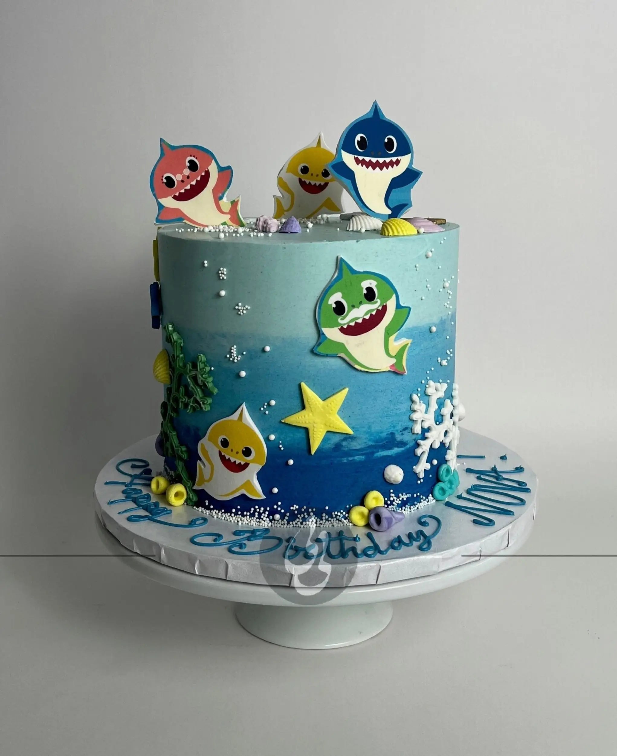 Baby shark edible print on buttercream - custom cake