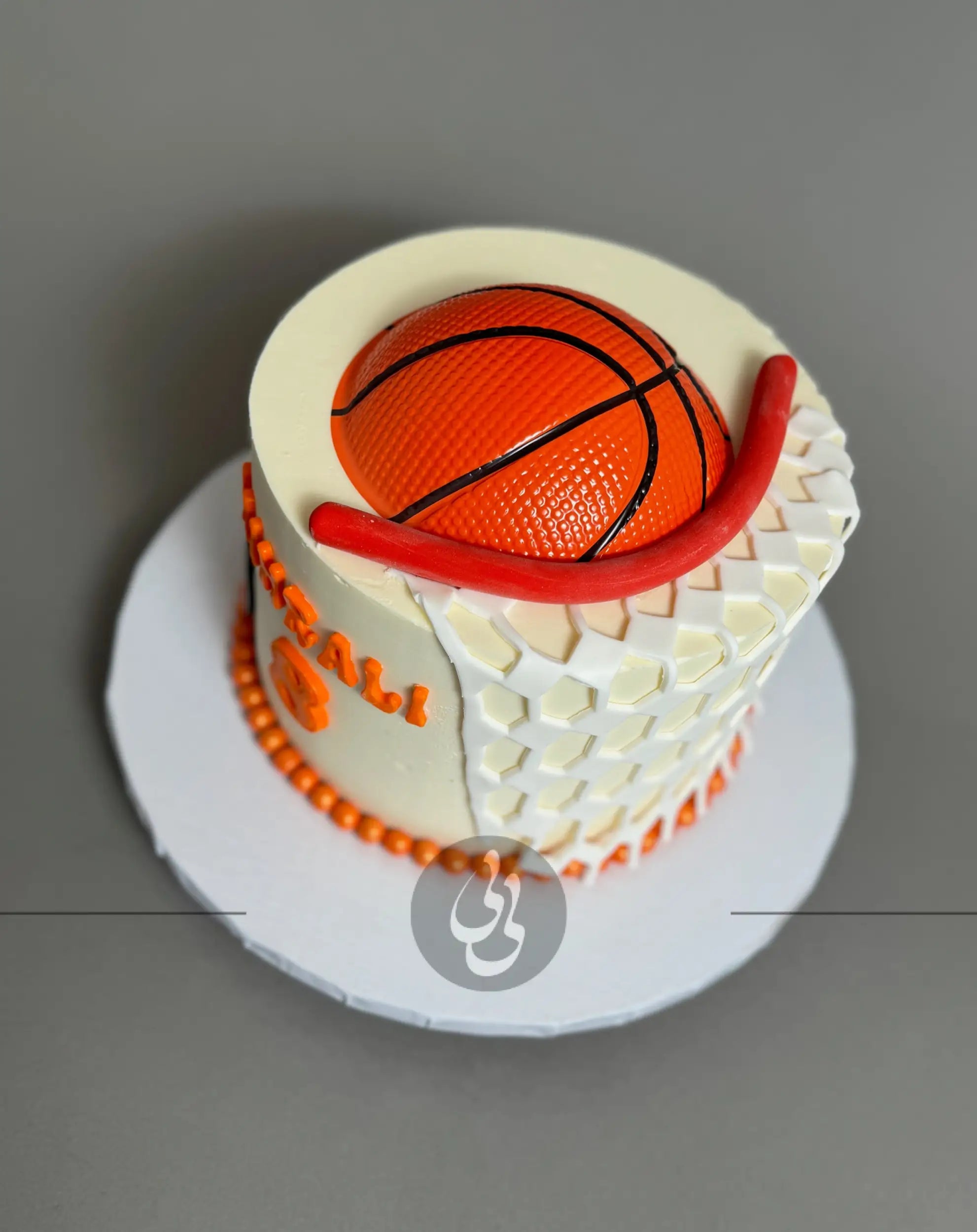 Basketball slam dunk - custom cake