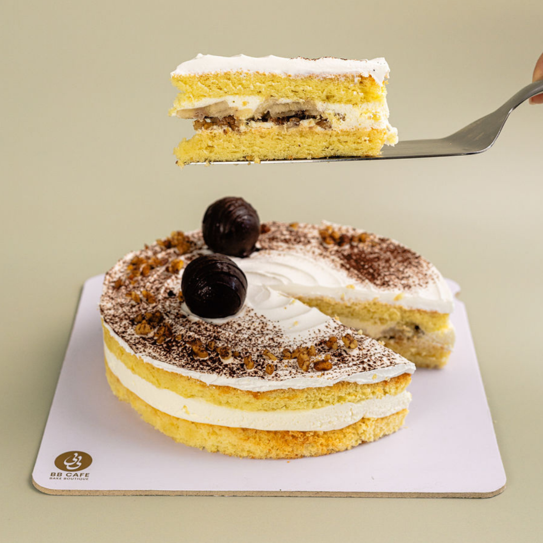 Bb banana walnut - classic cake