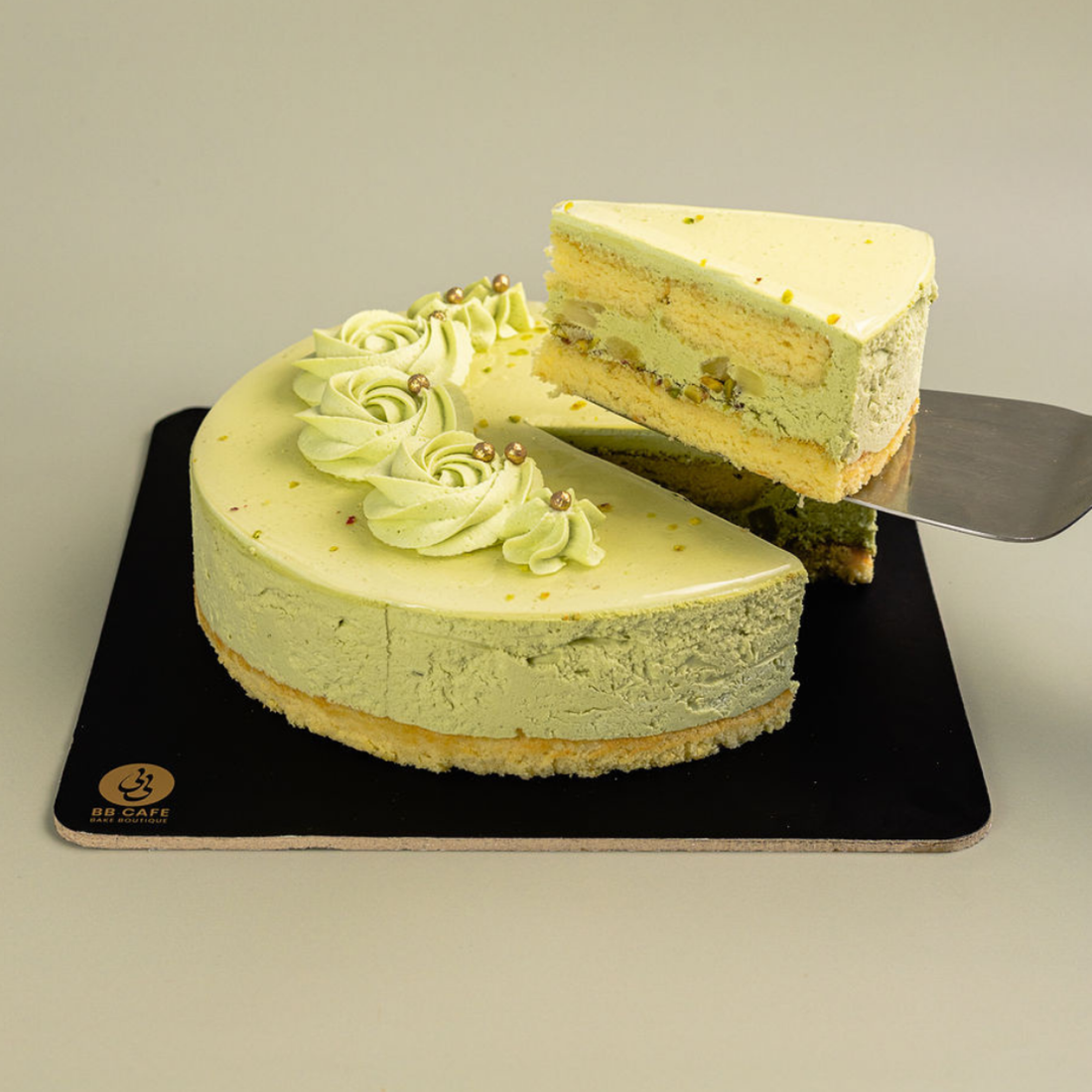 Bb pistachio pineapple - classic cake
