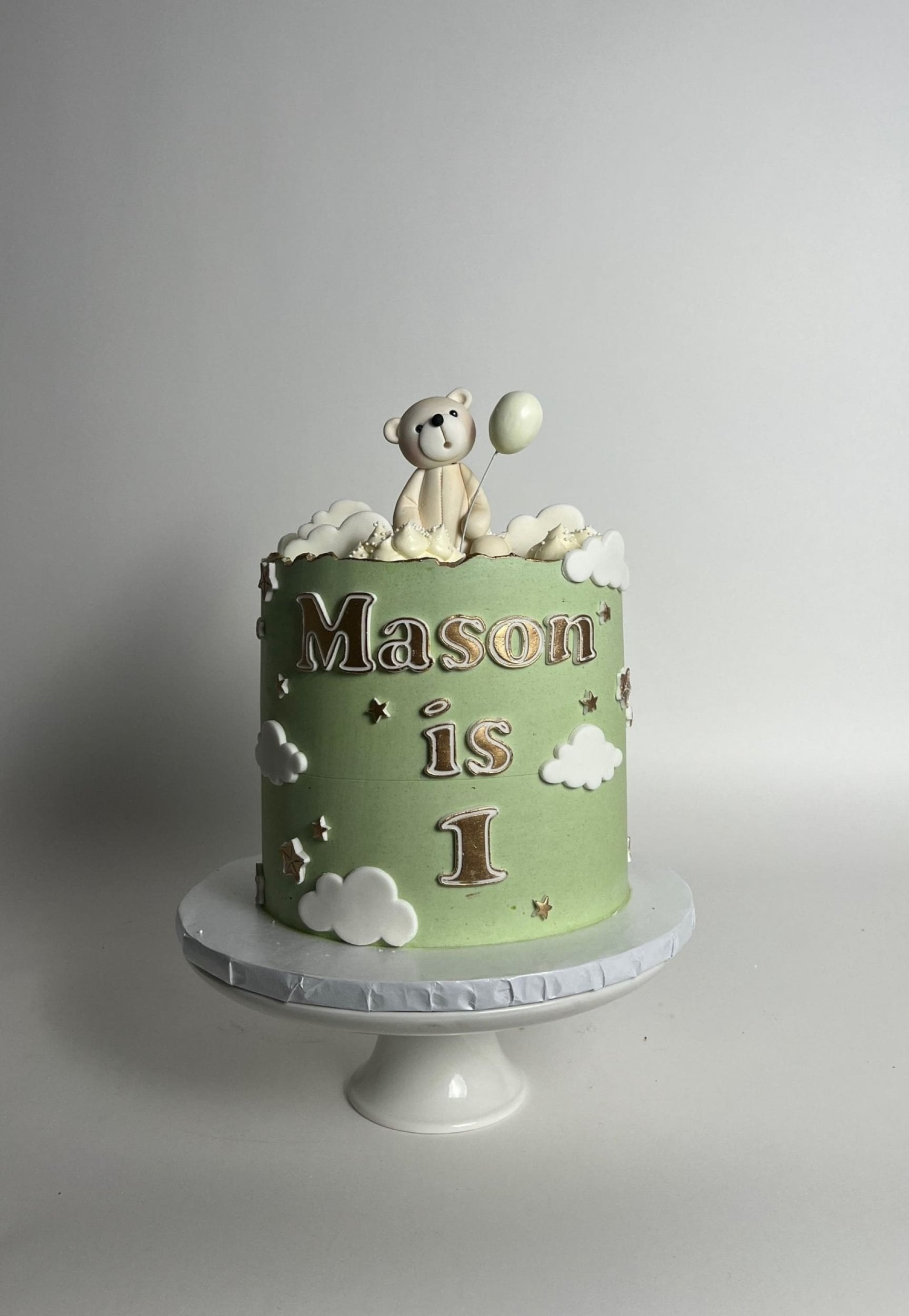 Bears in the clouds - custom cake