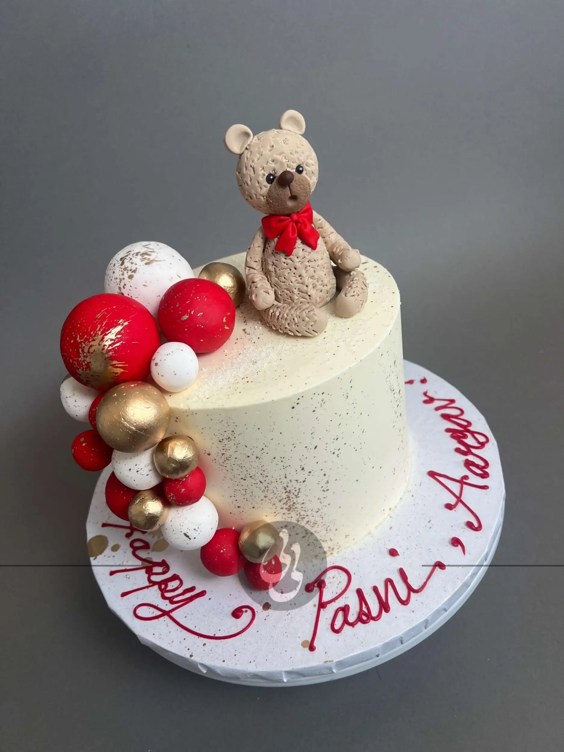 Bears & spheres on buttercream - custom cake