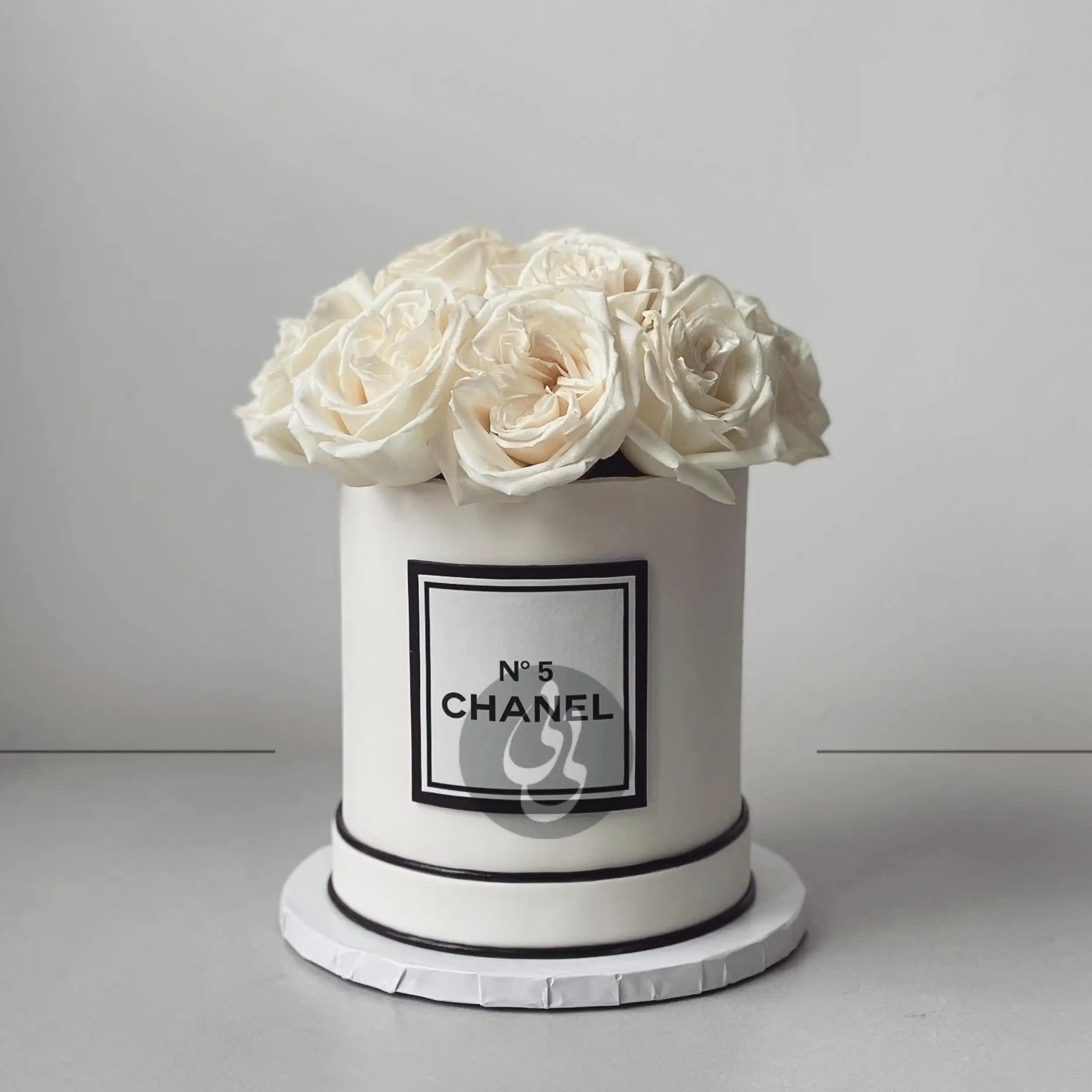 Flower box cake in fondant - custom cake