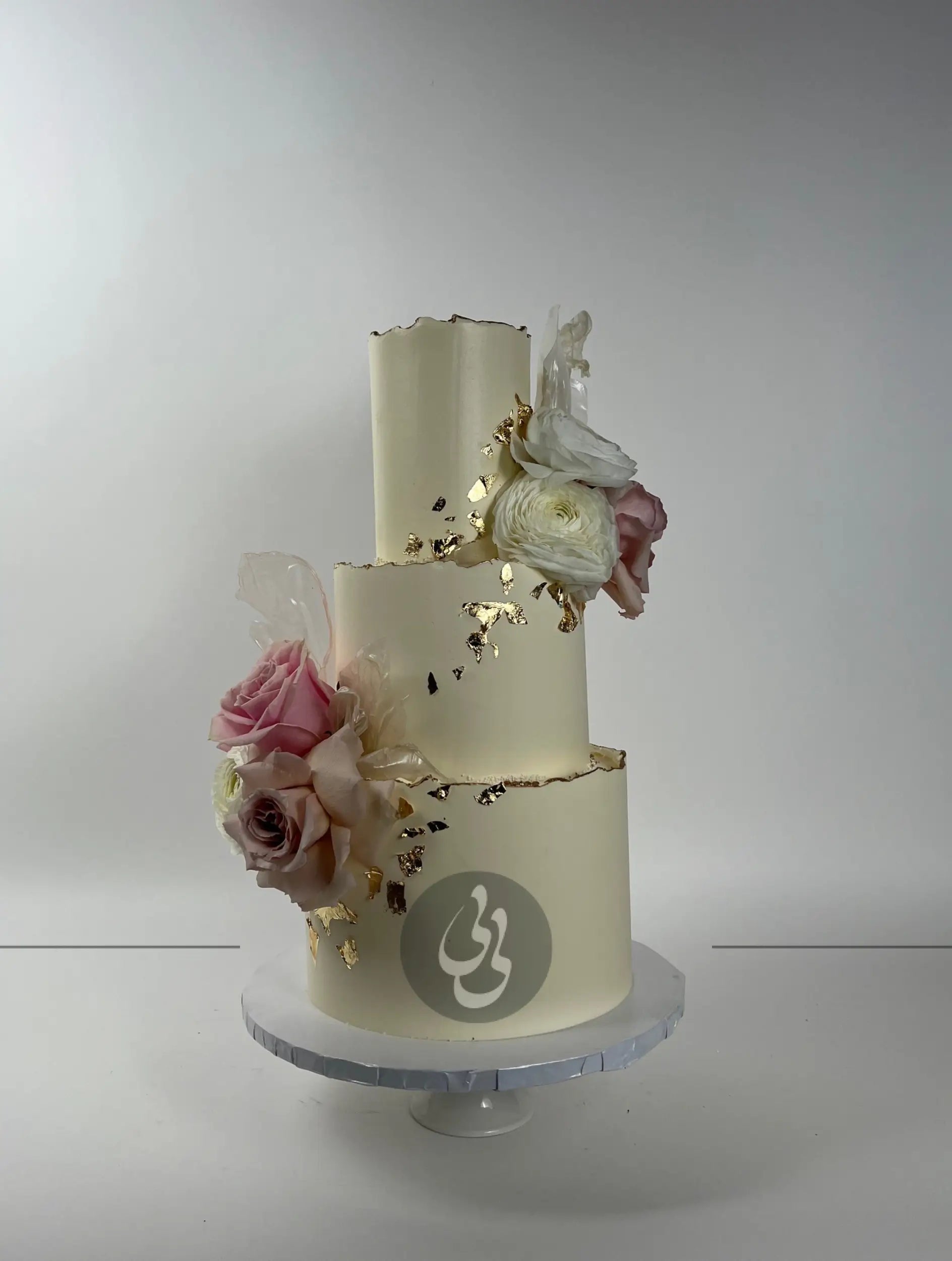 Fresh flowers & gold with wafer paper sail - wedding cake