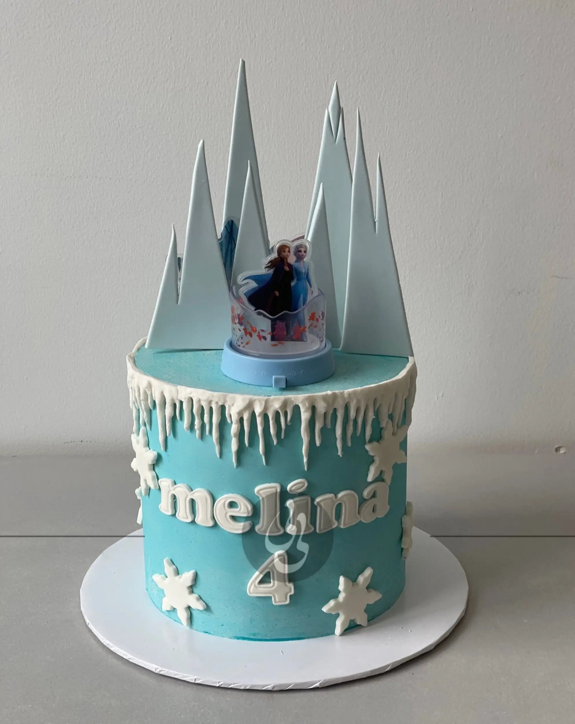 Frozen drips on buttercream - custom cake