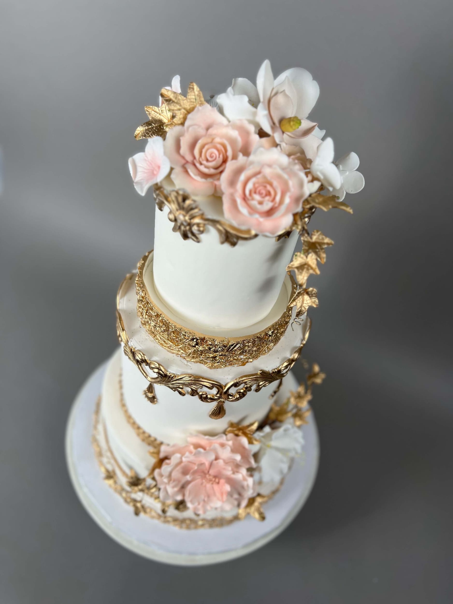 Gilded gold & sugar flowers - wedding cake
