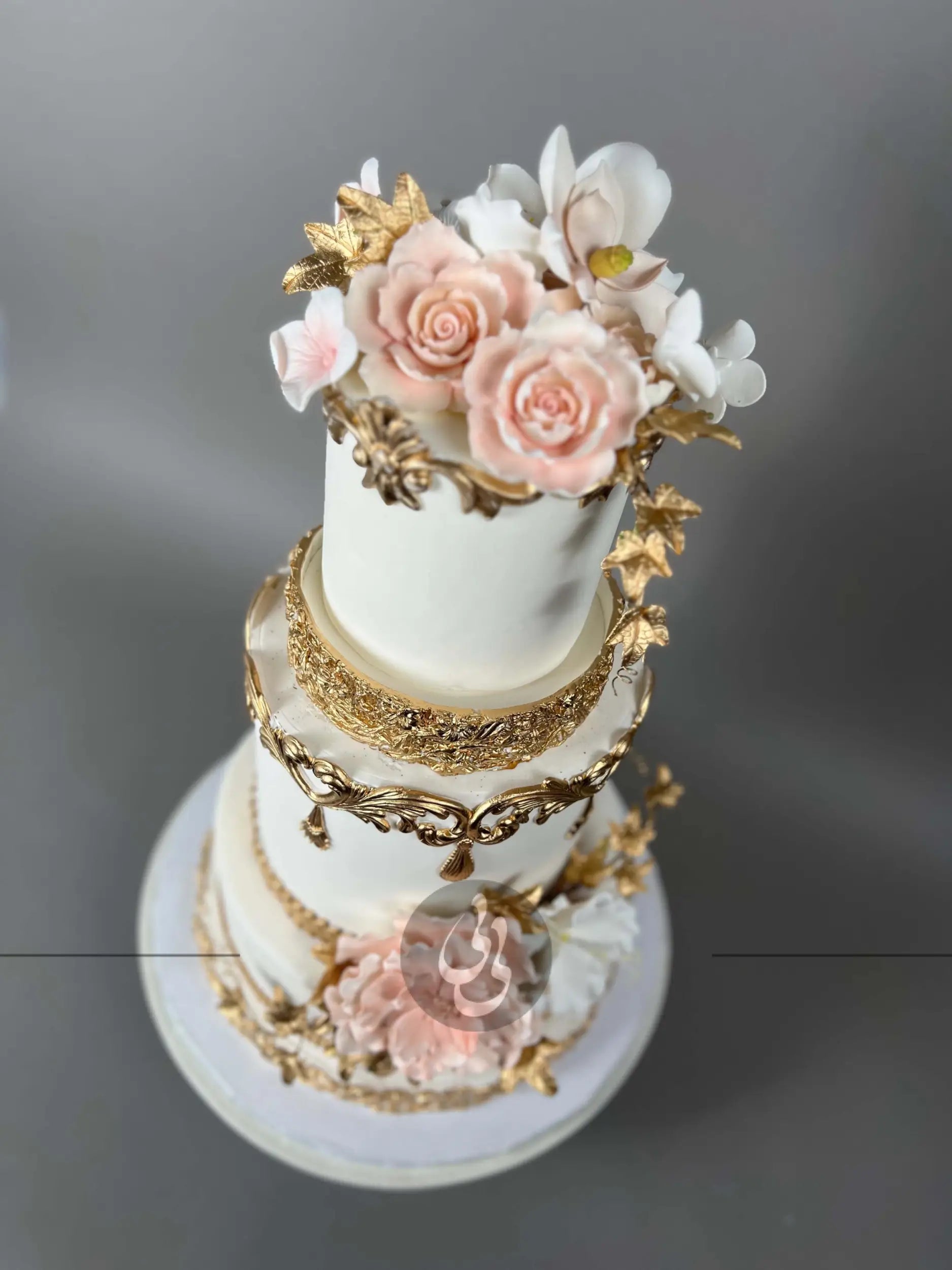 Gilded gold & sugar flowers - wedding cake