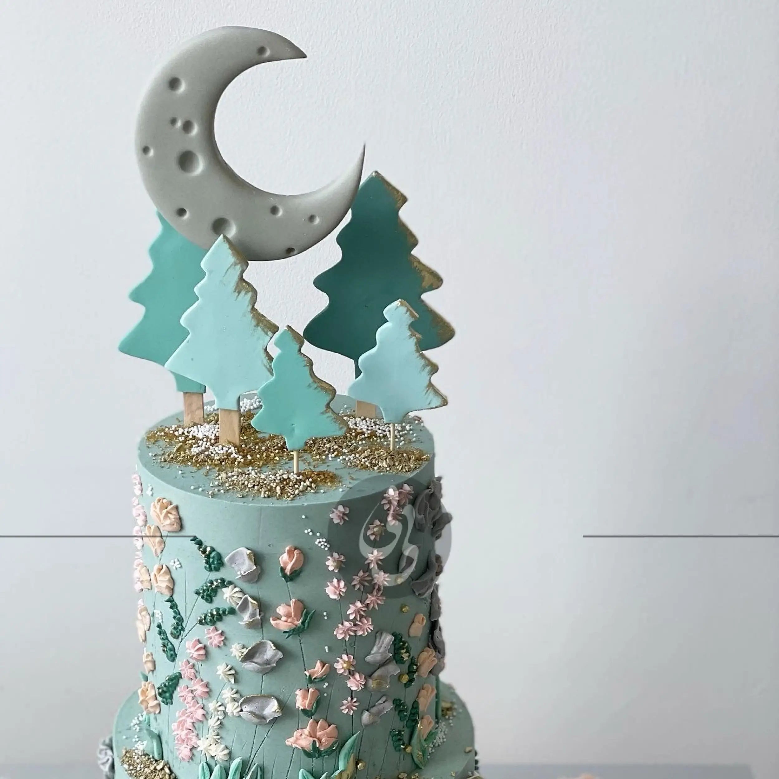 Hand piped meadow flowers & moon - custom cake