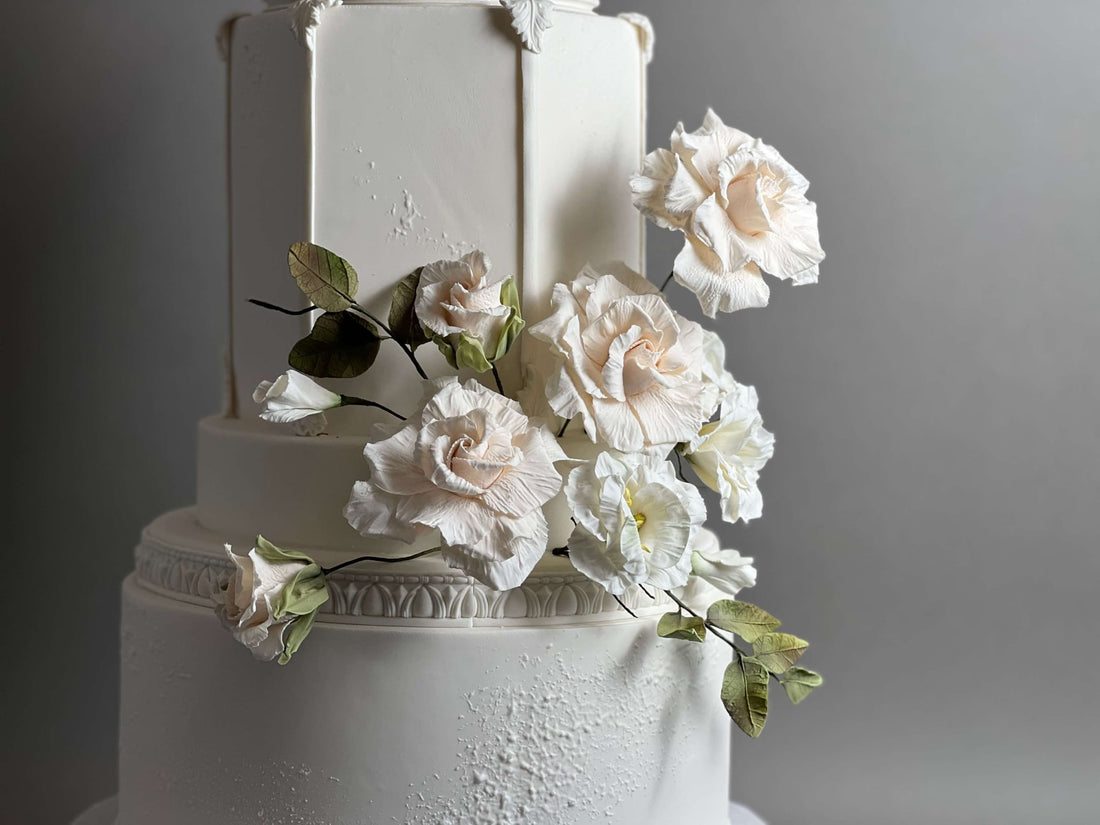 Hexagon & sugar flowers - wedding cake