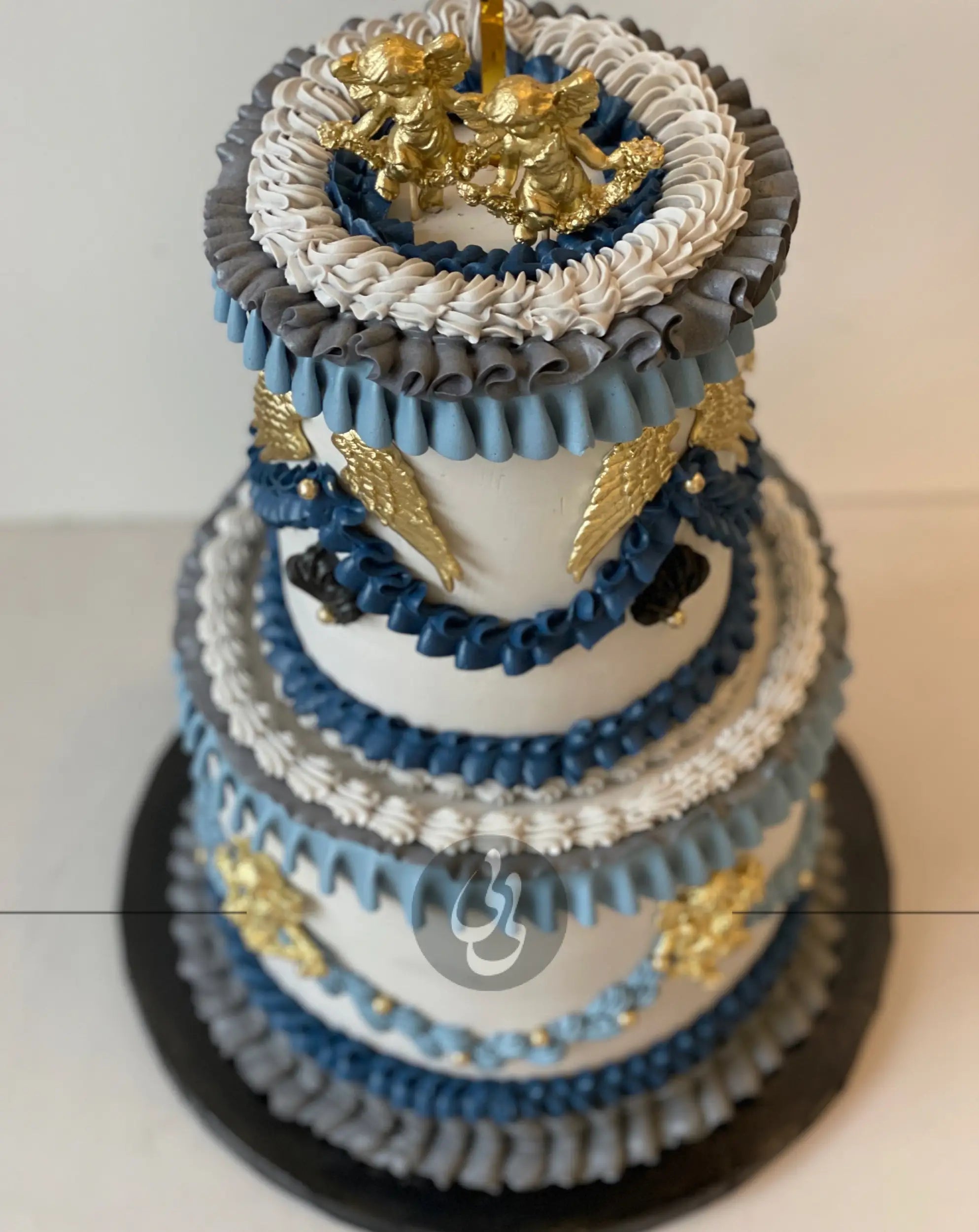 Lambeth angels & frills on buttercream - custom cake