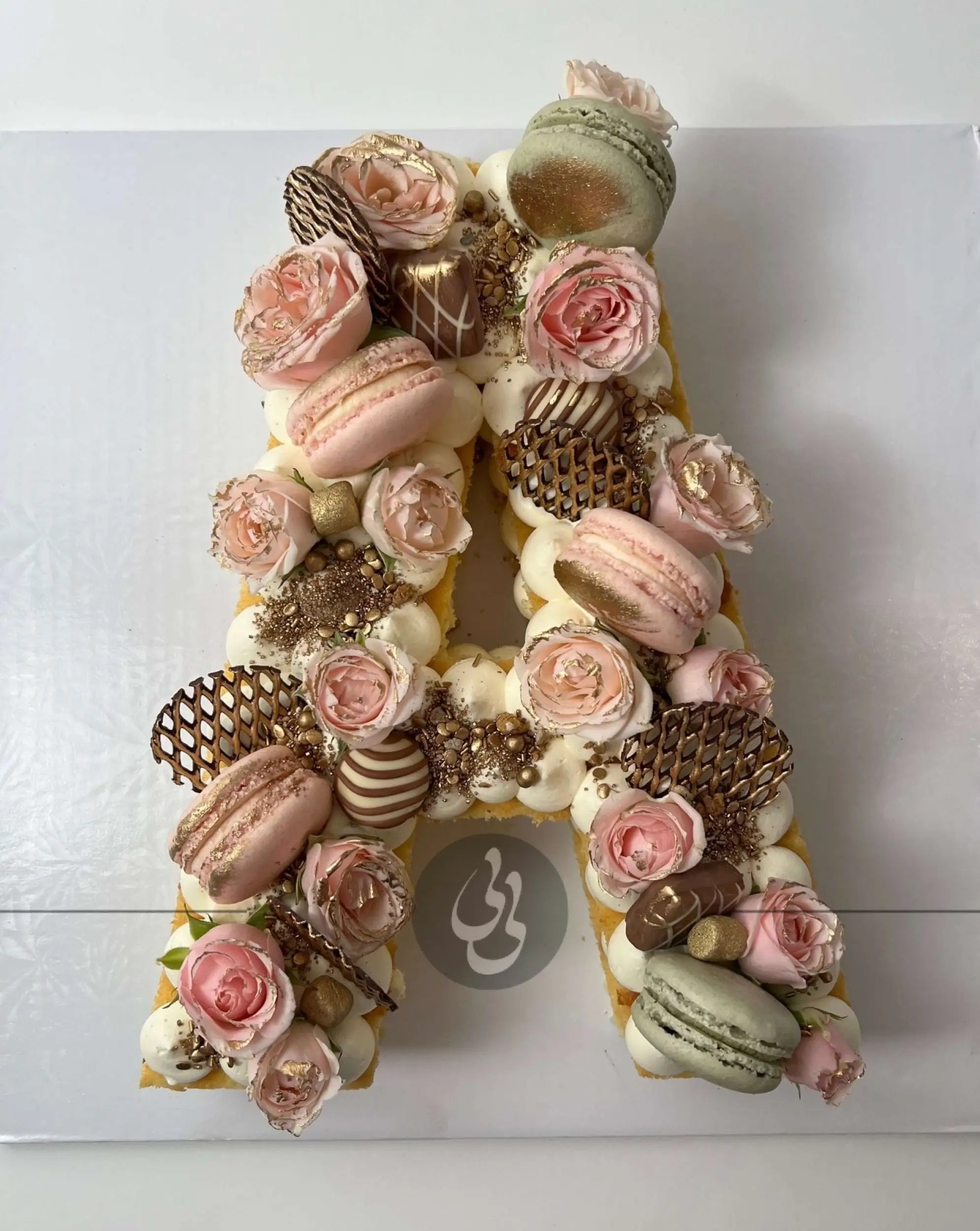 Letter/number cake in buttercream - custom cake