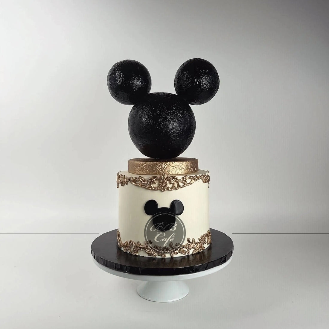 Mickey / minnie mouse silhouette - custom cake