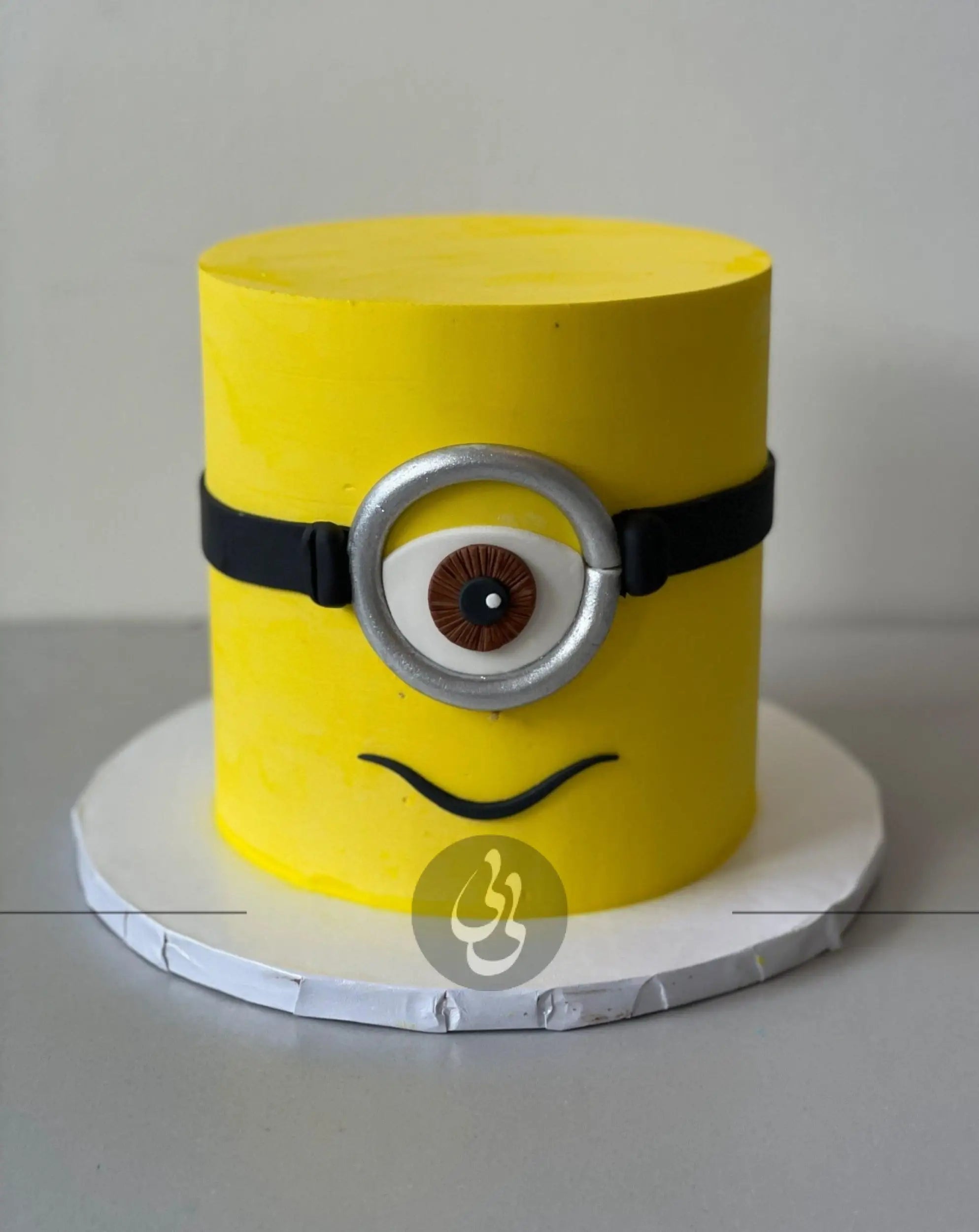 Minion in buttercream - custom cake