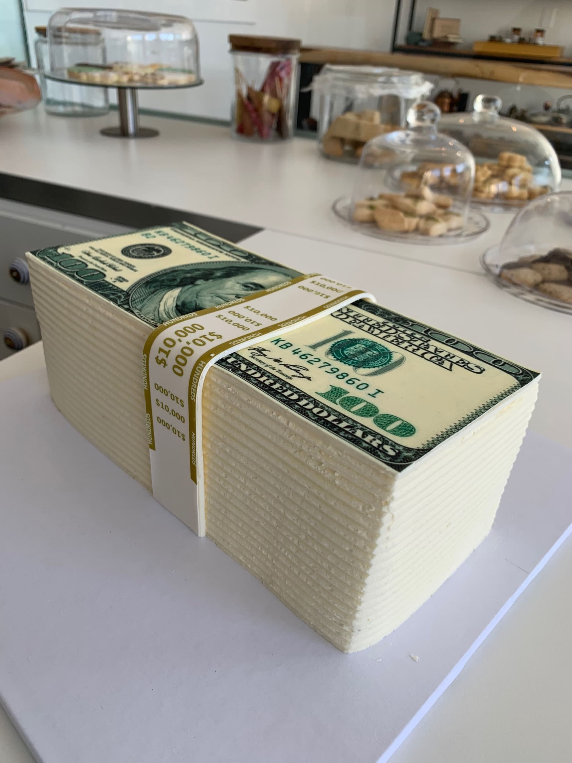 More money - custom cake