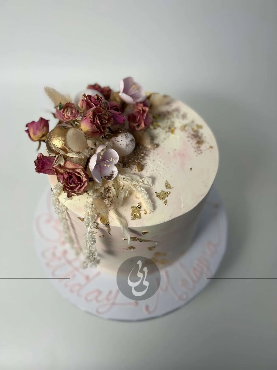 Preserved flowers on marble buttercream - custom cake