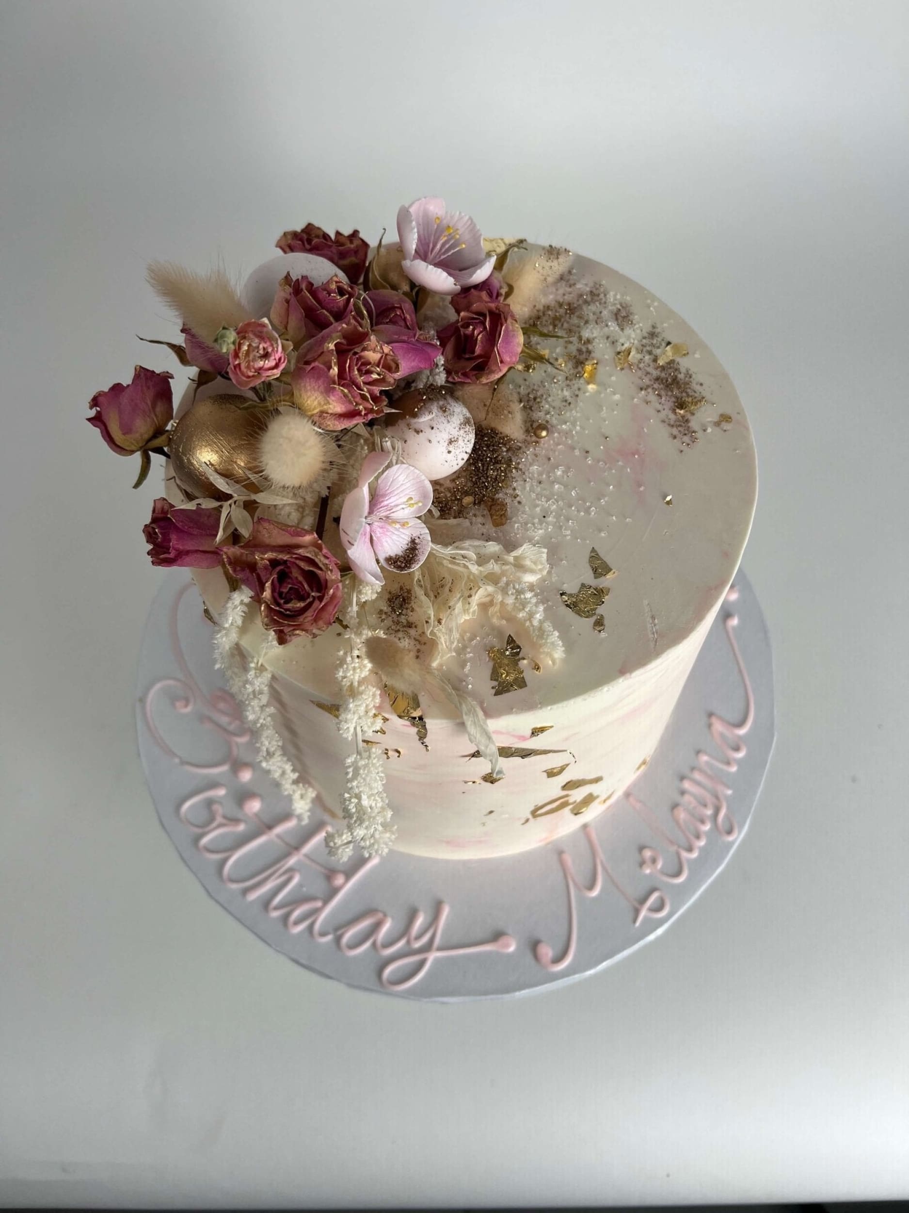 Preserved flowers on marble buttercream - custom cake