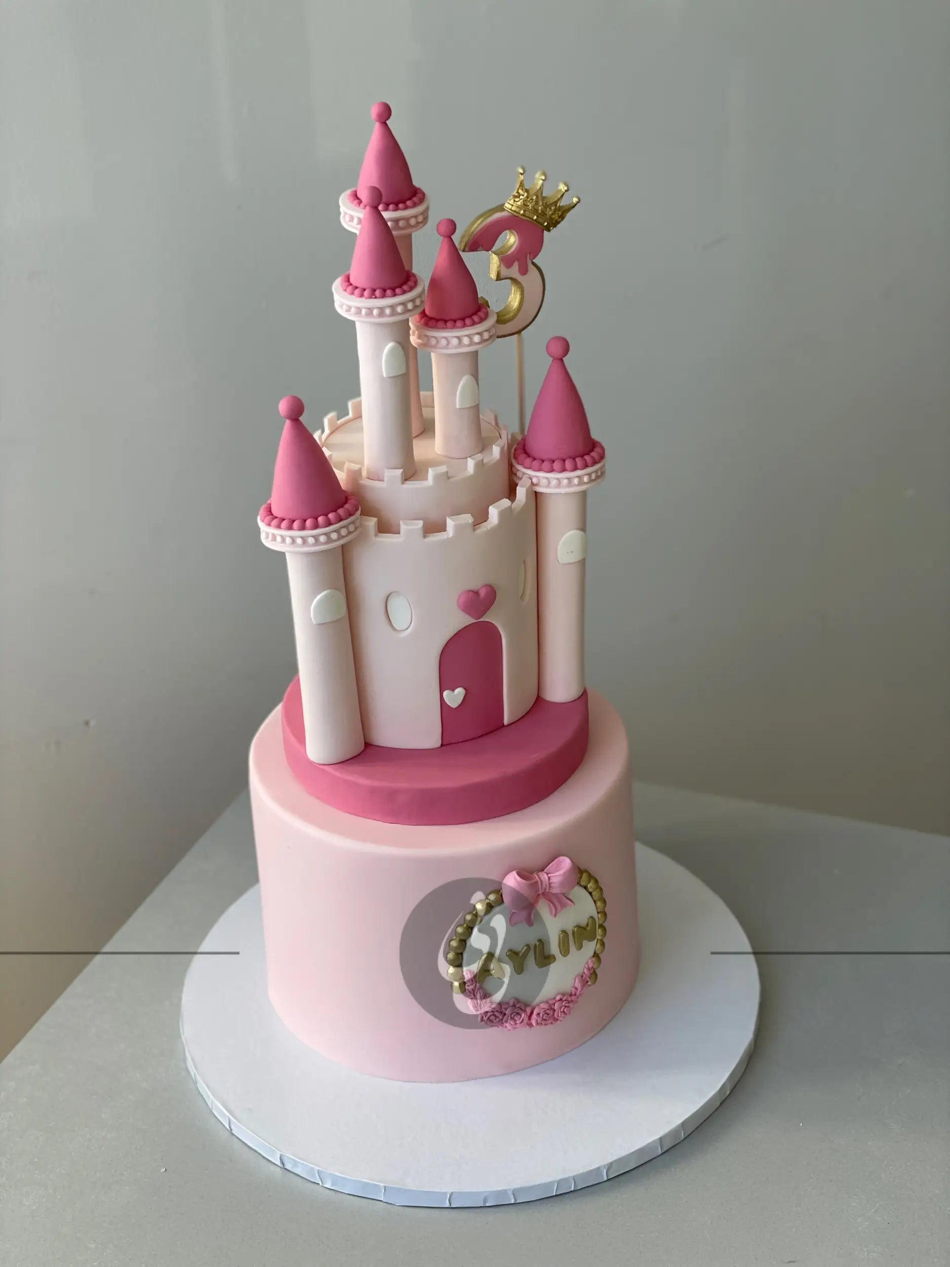 Princess castle 3d cake - custom cake