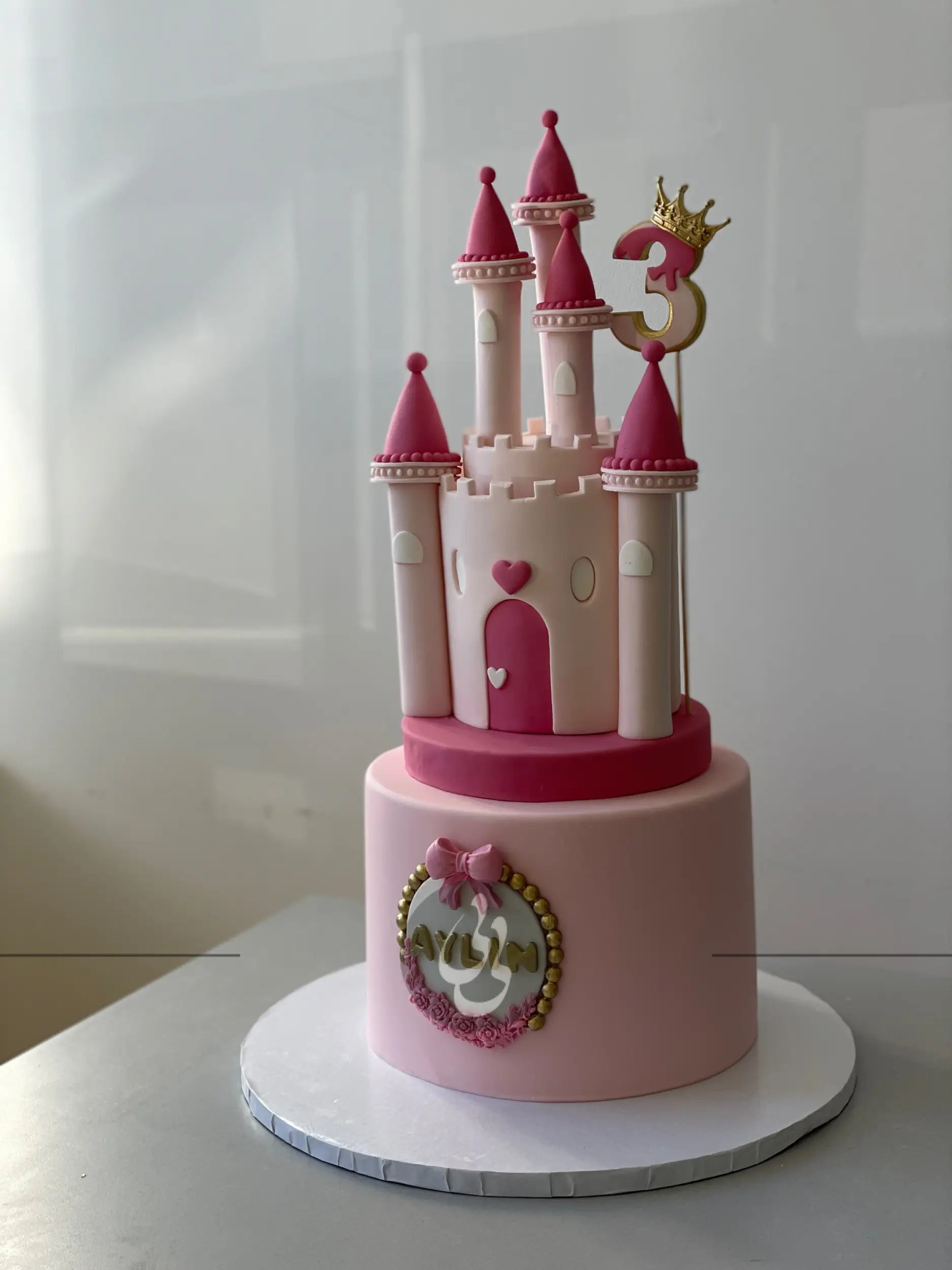 Princess castle 3d cake - custom cake