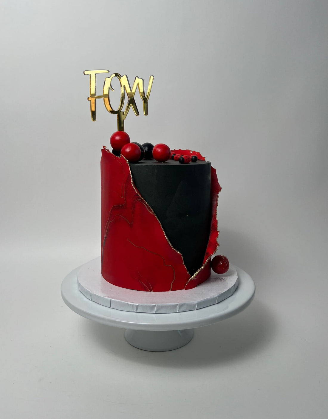 Spheres on wrapped fondant - custom cake