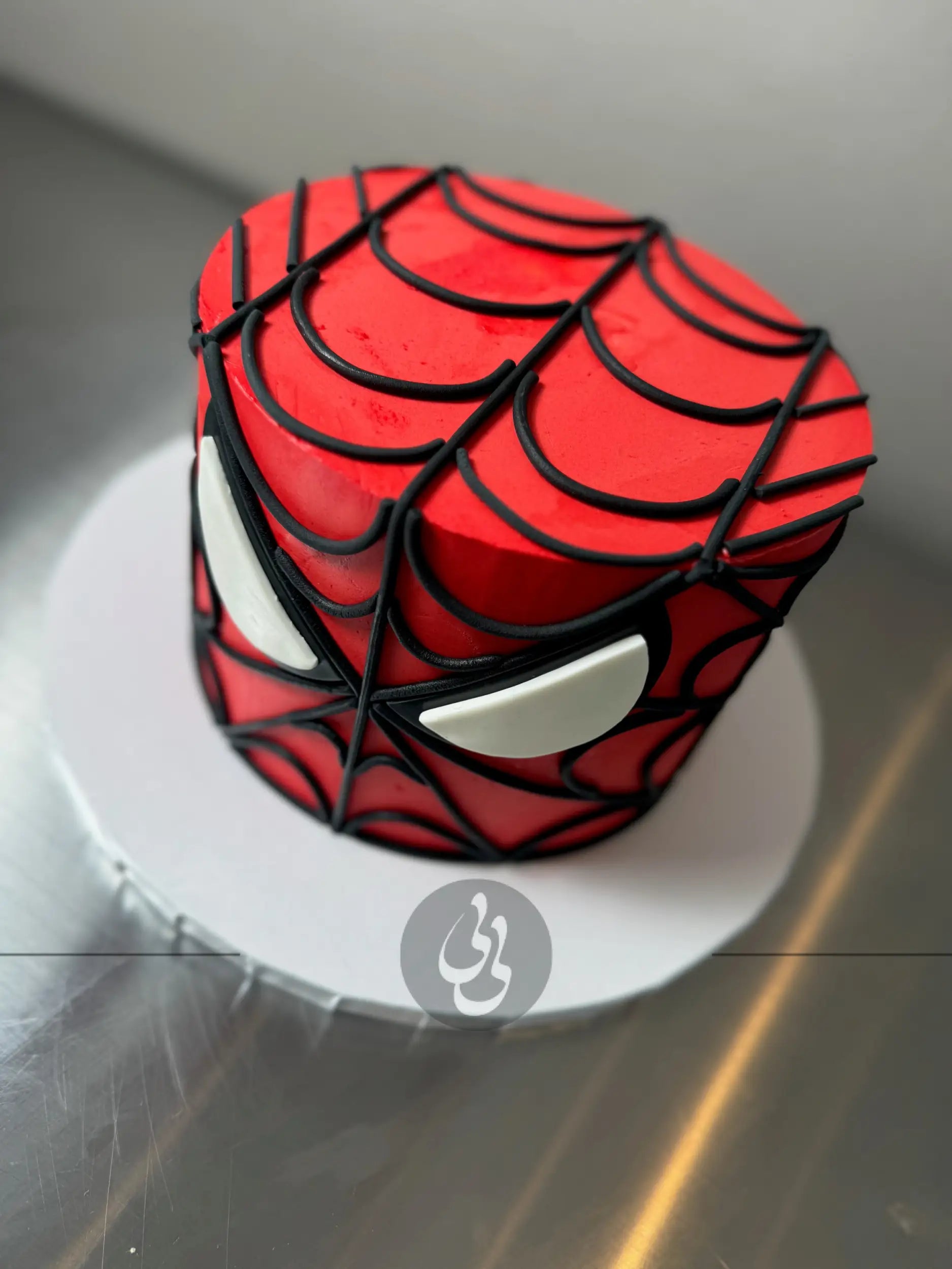Spiderman face on buttercream - custom cake