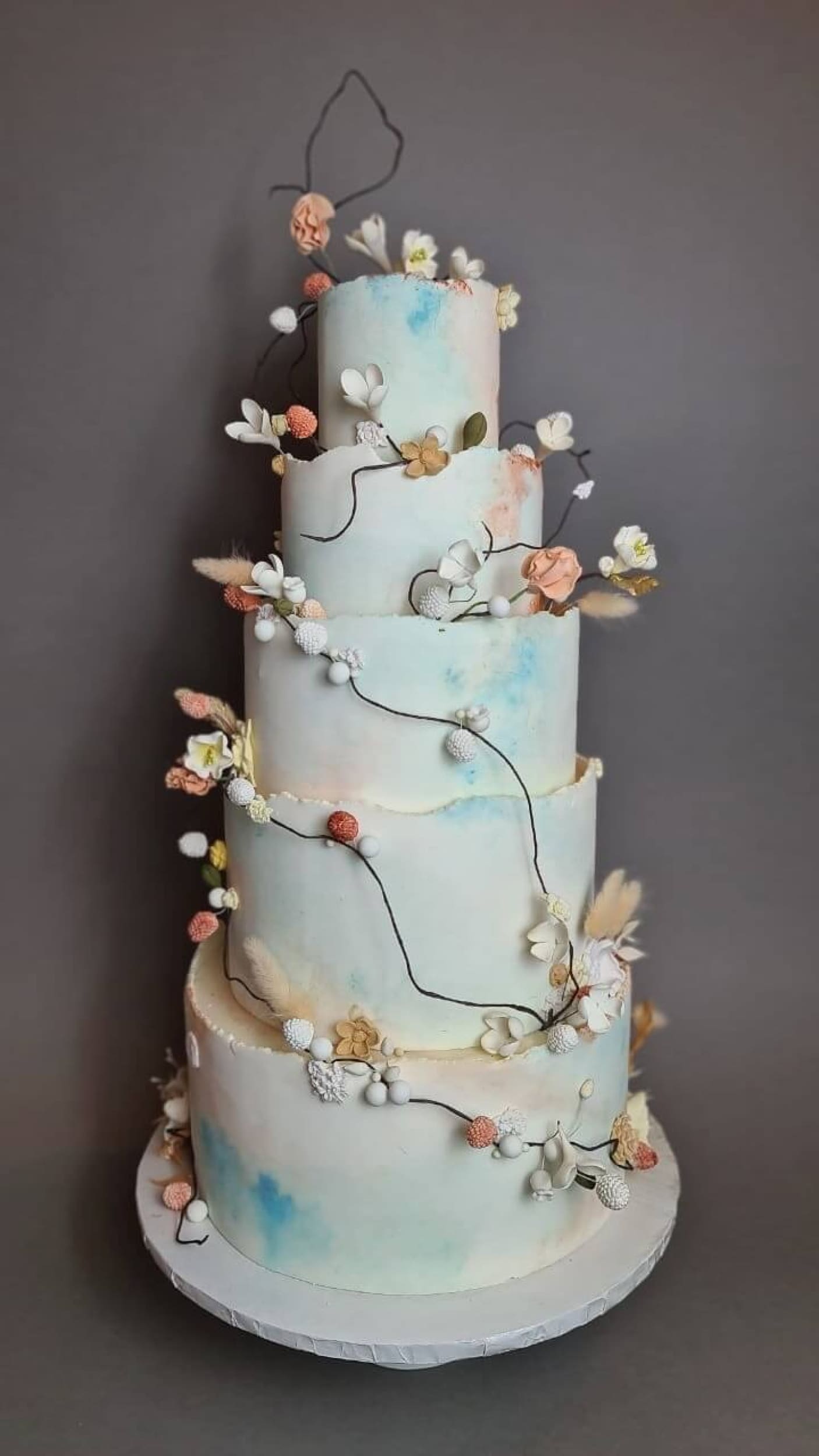 Spring bud blossoms - wedding cake