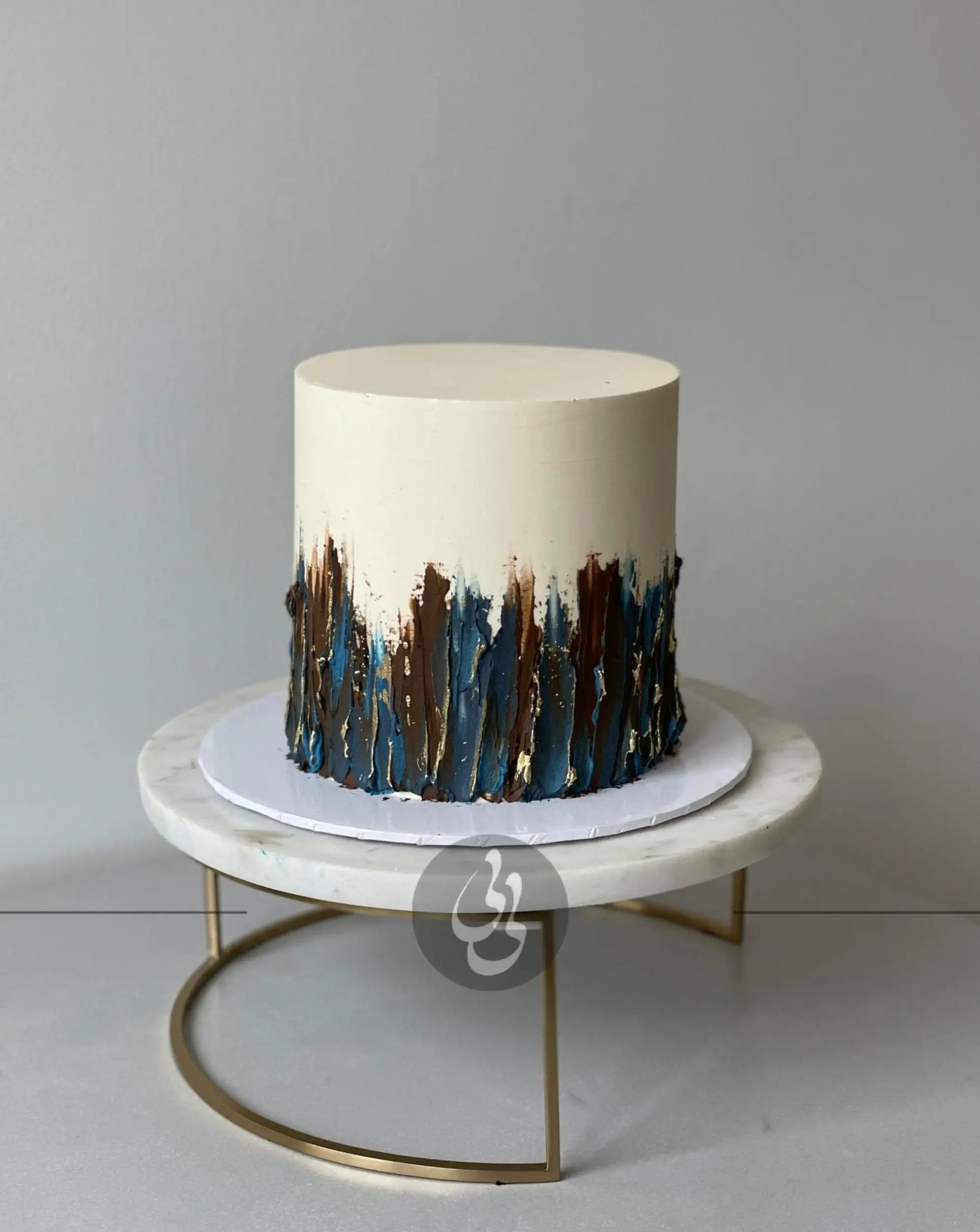 Vertical abstract on buttercream - custom cake