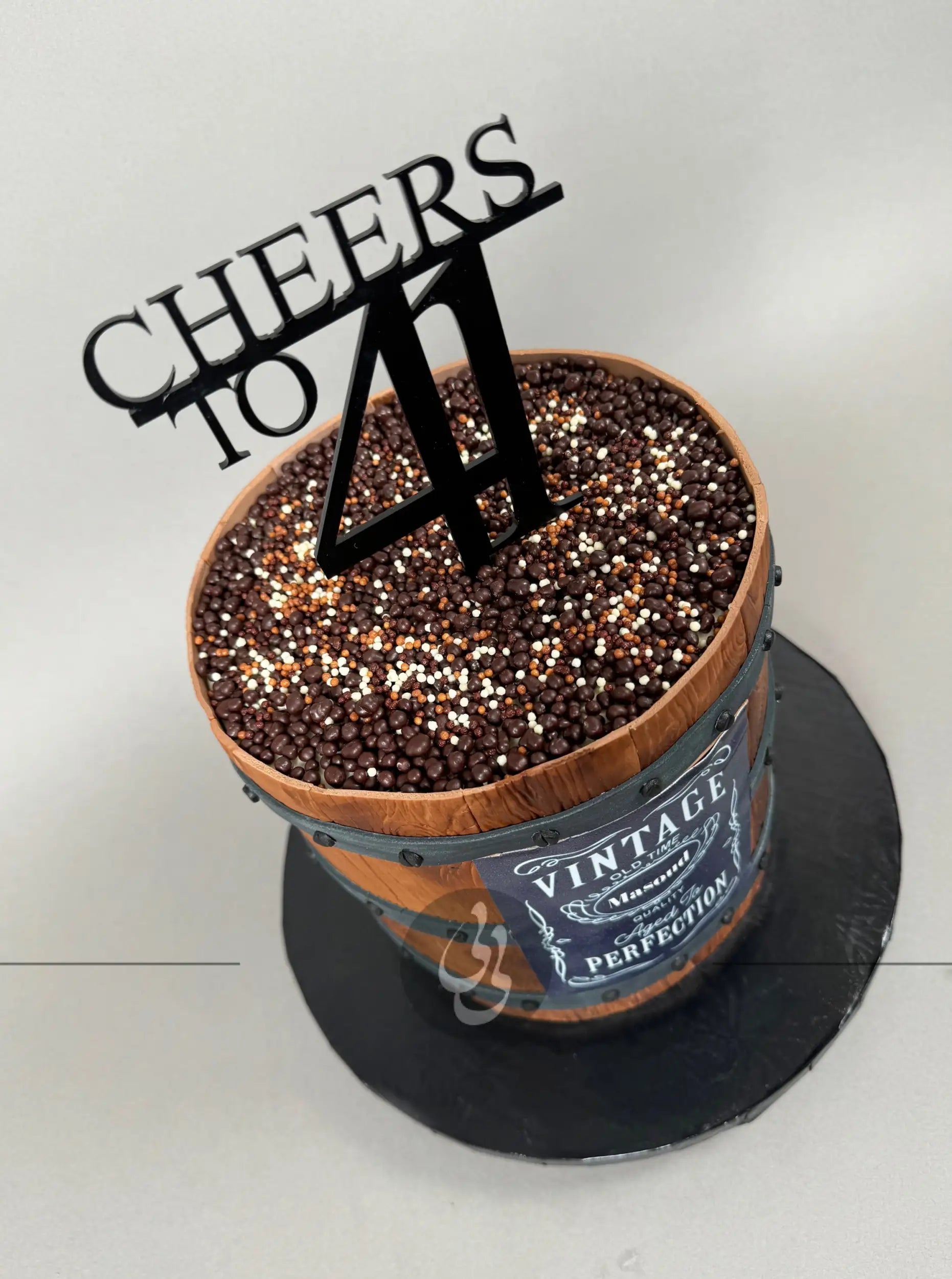 Vintage barrel - custom cake