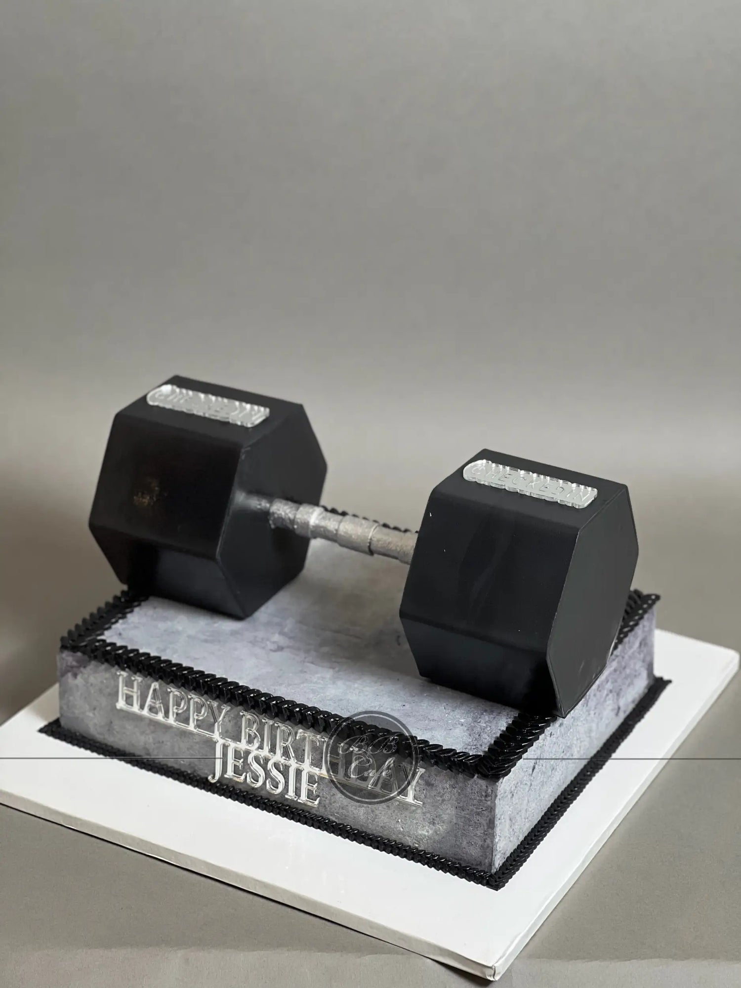 Dumbells on buttercream - custom cake