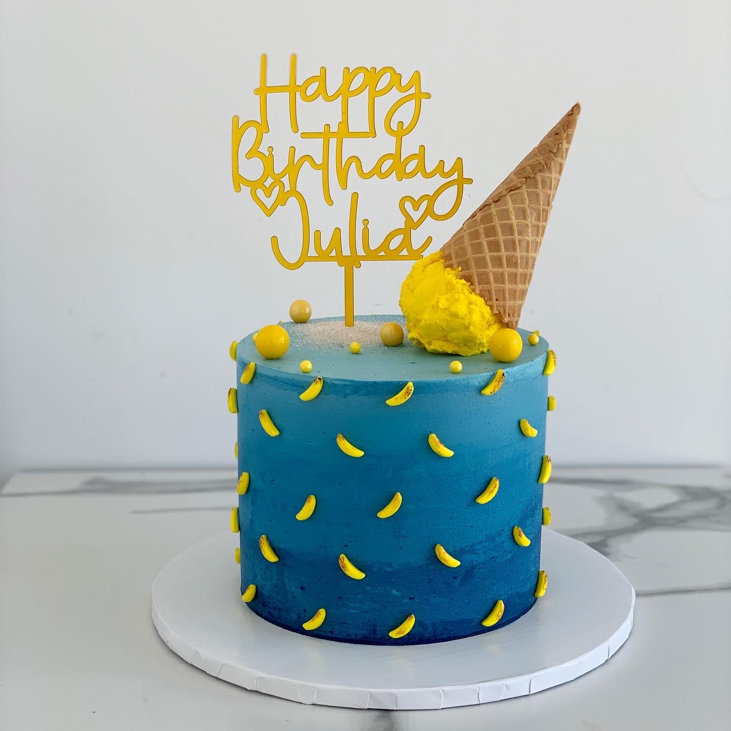 Ice Cream Cone on Buttercream