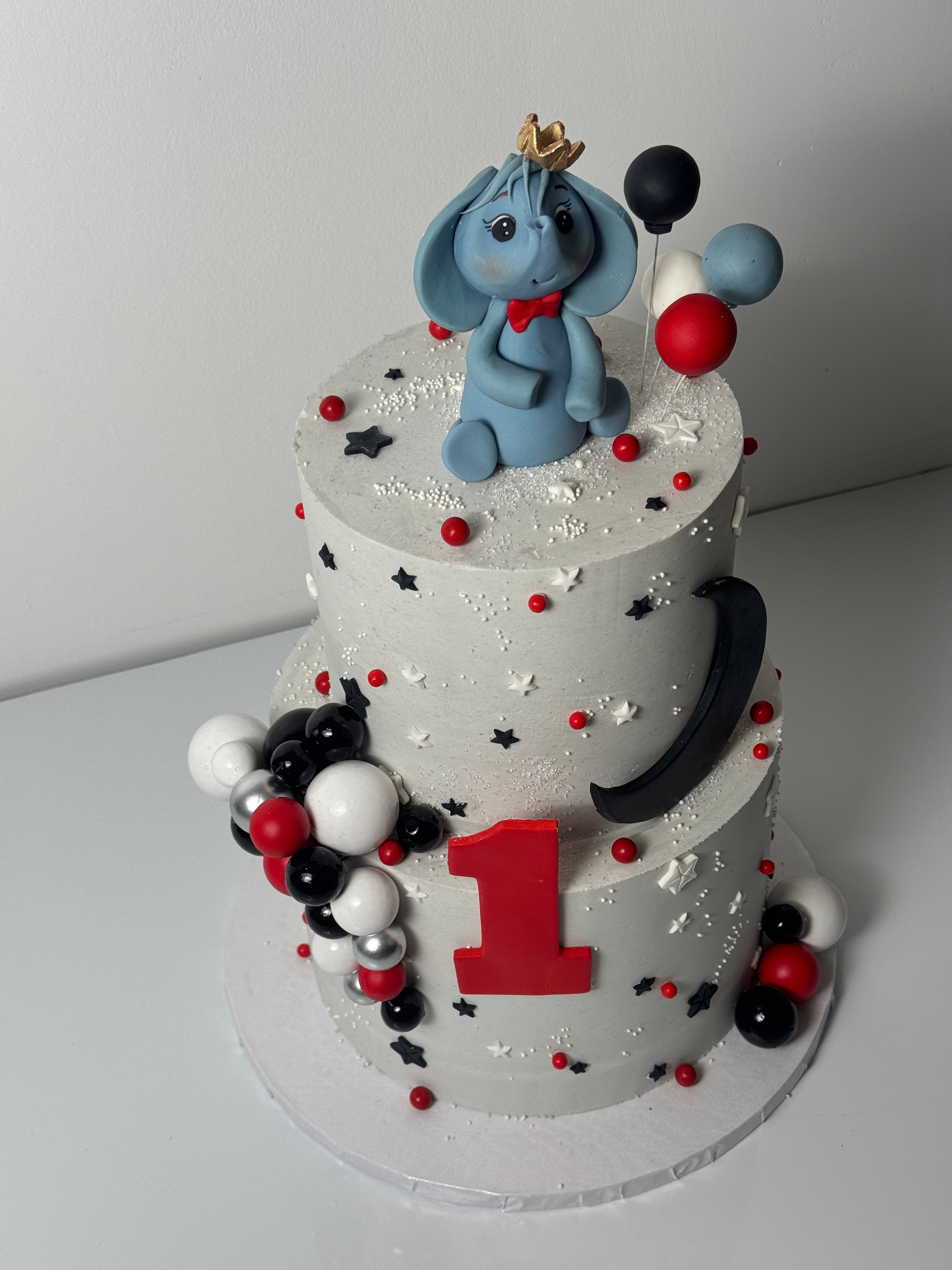 Animals, Stars &amp; Moon on Buttercream