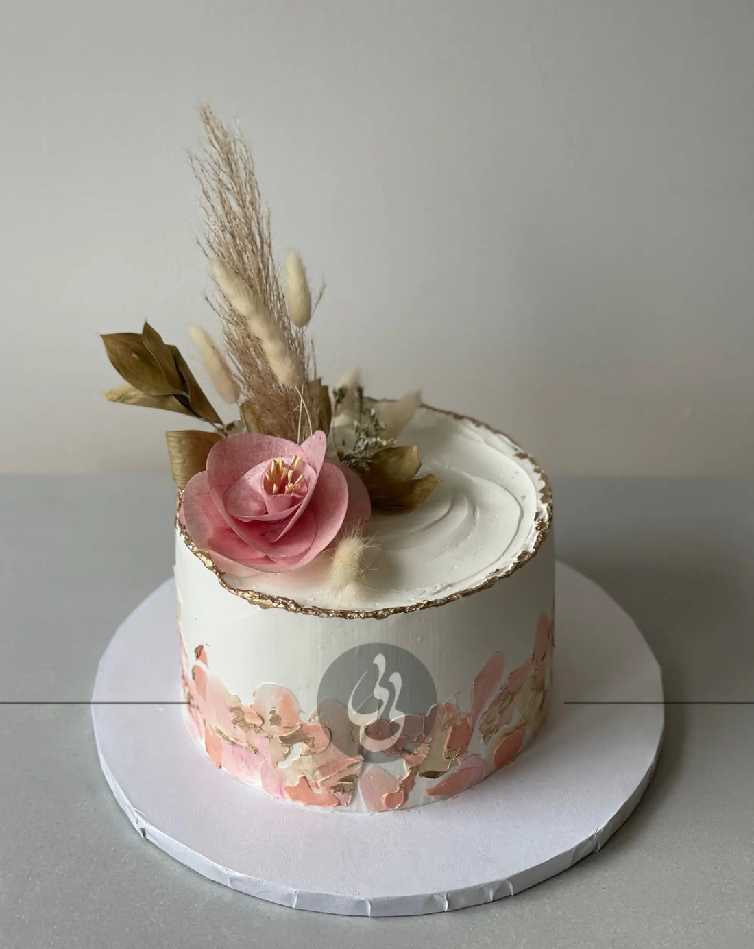 Abstract palette knife on whipped cream - custom cake