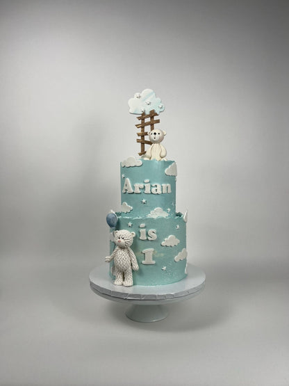 Animals &amp; clouds on buttercream - custom cake