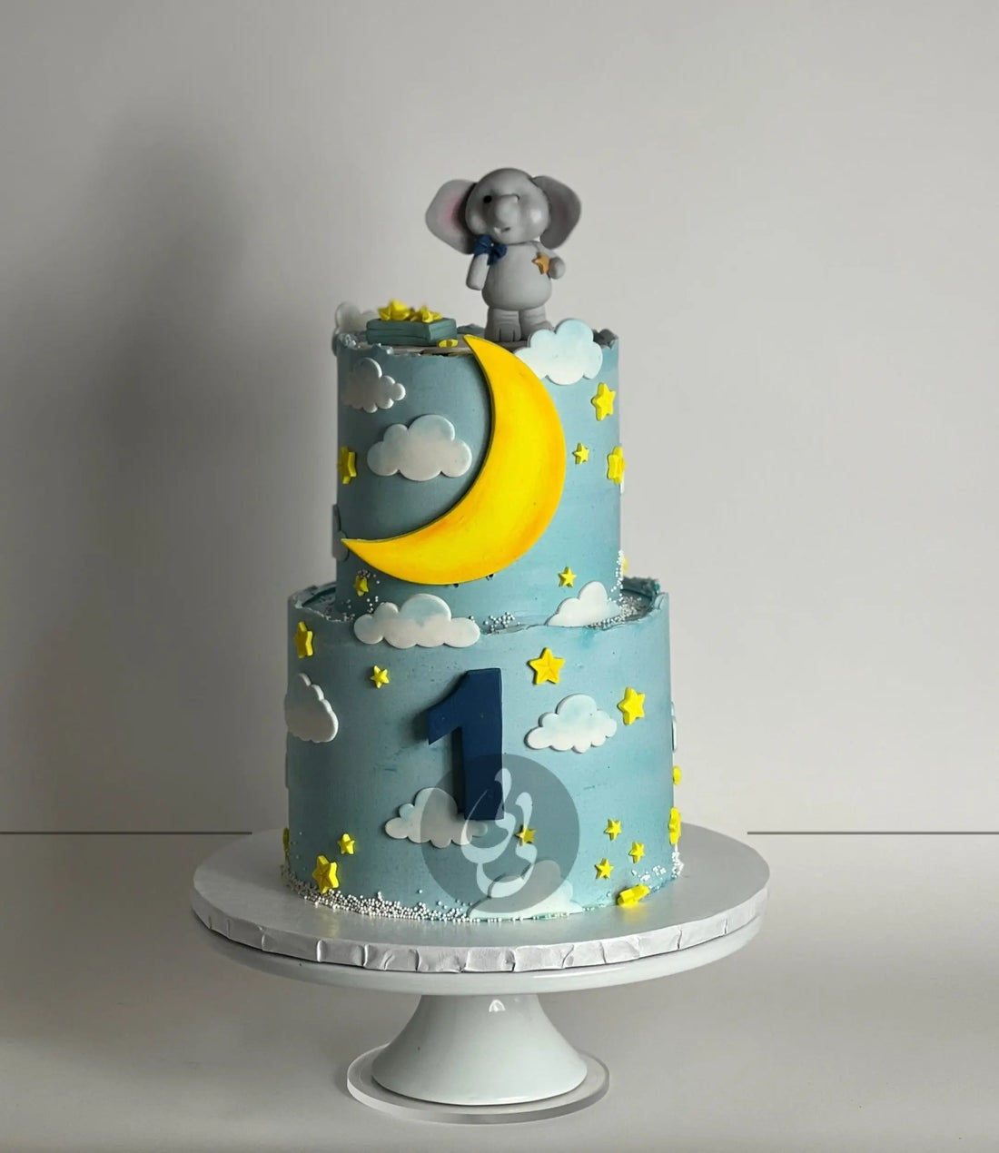 Animals stars & moon on buttercream - custom cake