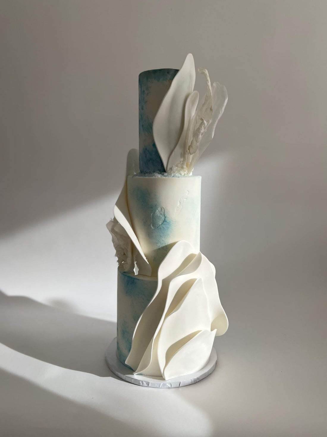 Architectural sails - wedding cake