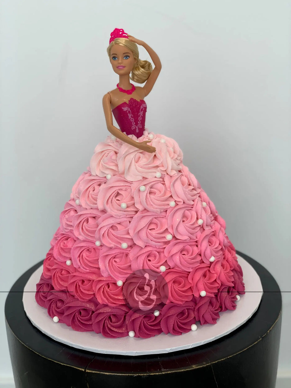 Barbie dress in rosettes - custom cake