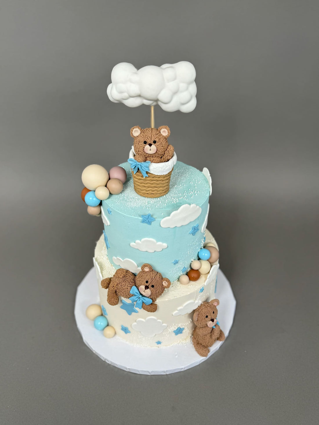 Bear in a cloud hot air balloon - custom cake