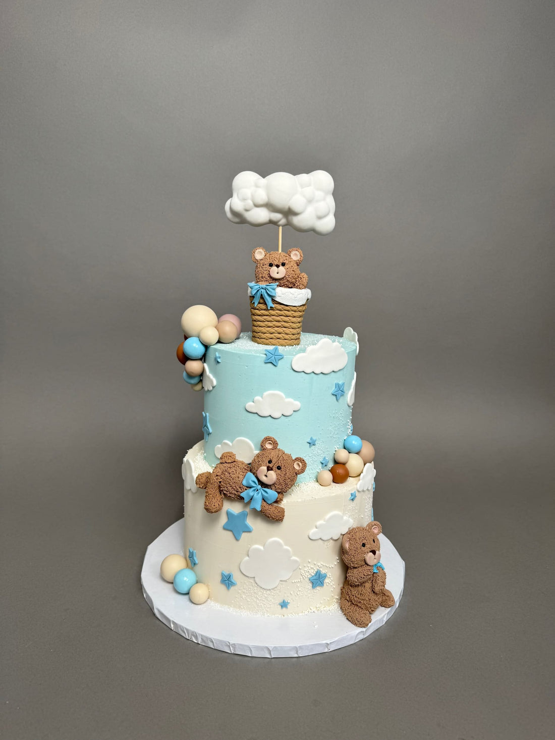 Bear in a cloud hot air balloon - custom cake
