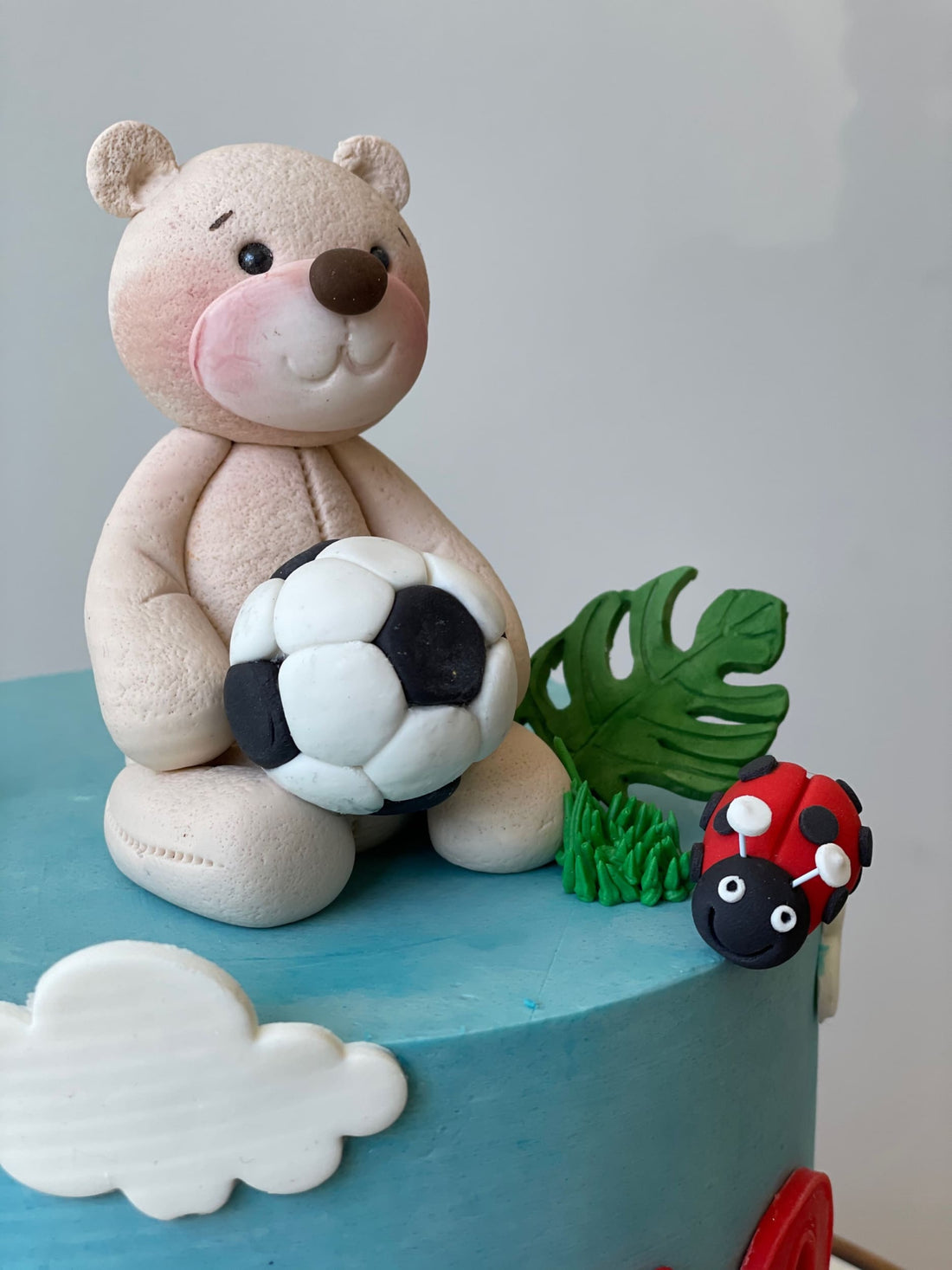 Bear &amp; soccer on buttercream - custom cake