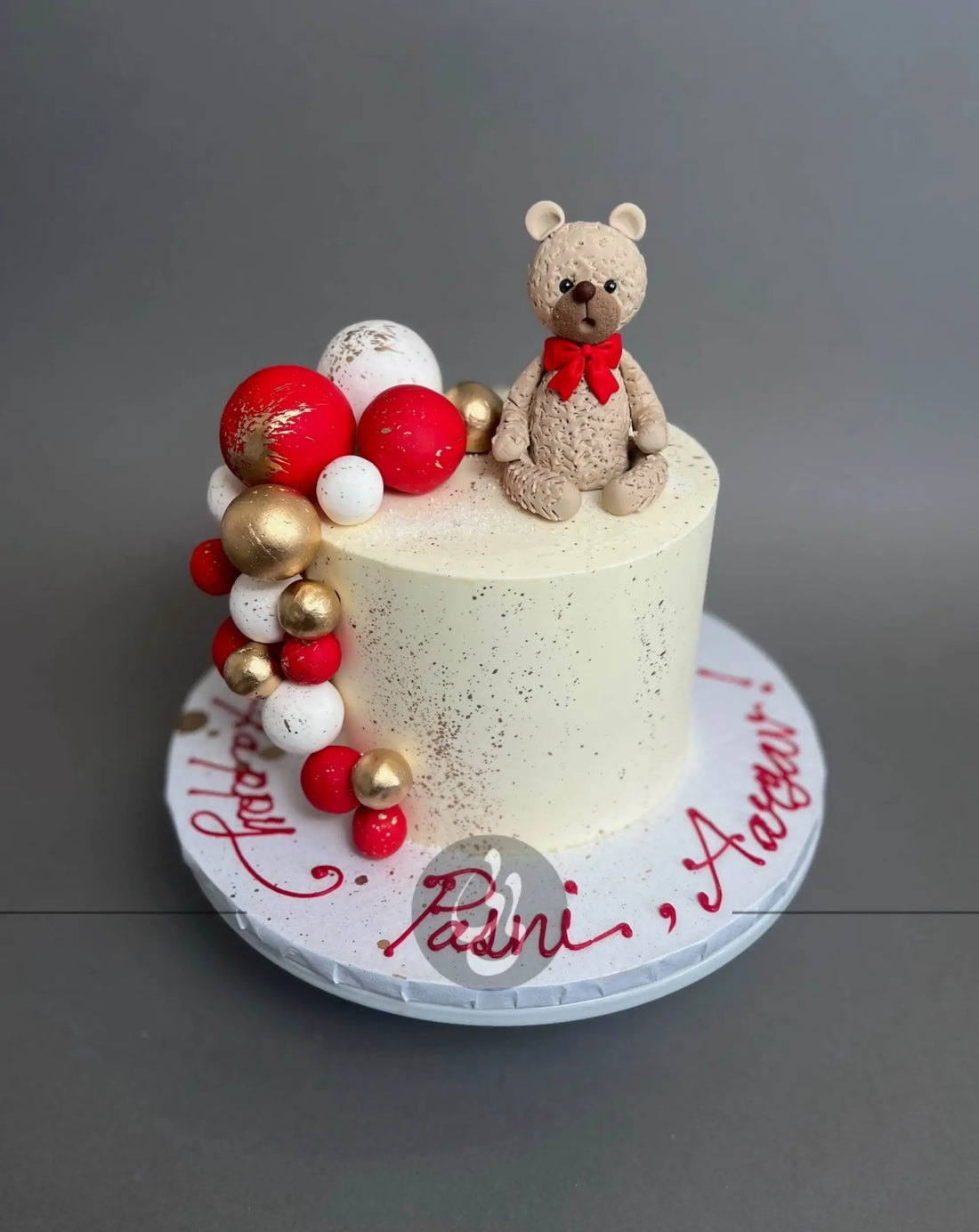 Bears & spheres on buttercream - custom cake