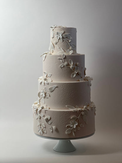 Buds &amp; blossoms - wedding cake