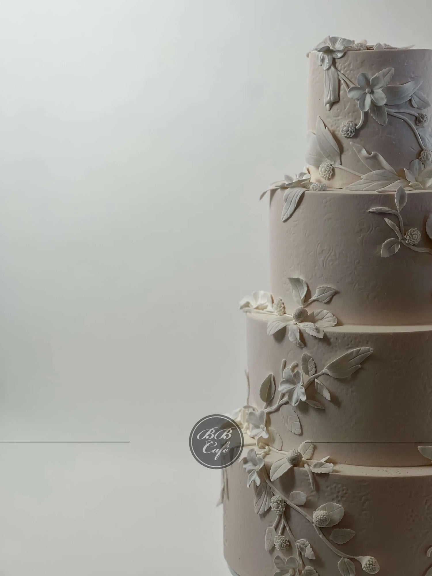 Buds &amp; blossoms - wedding cake