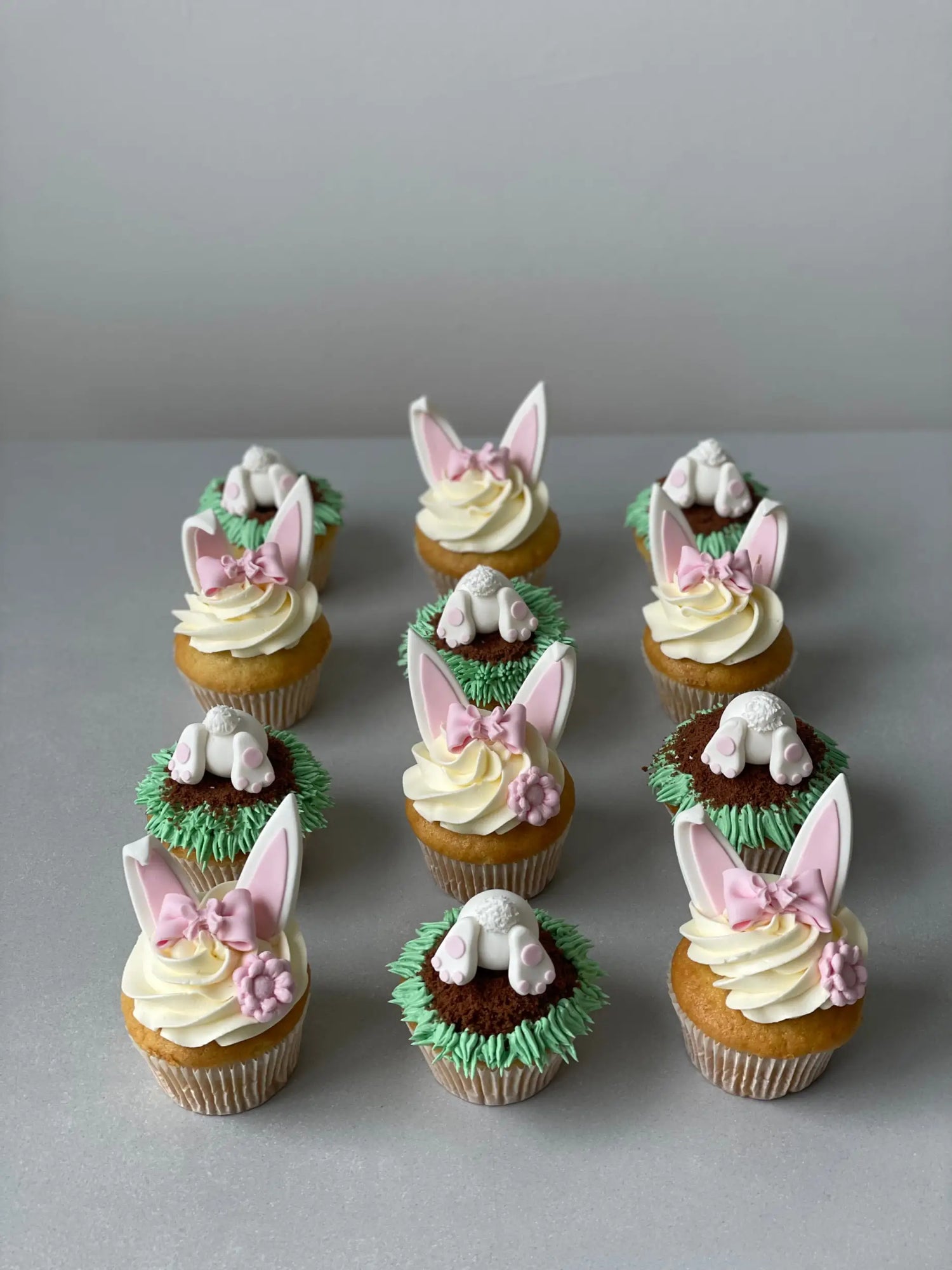Bunny garden cupcakes - cupcake