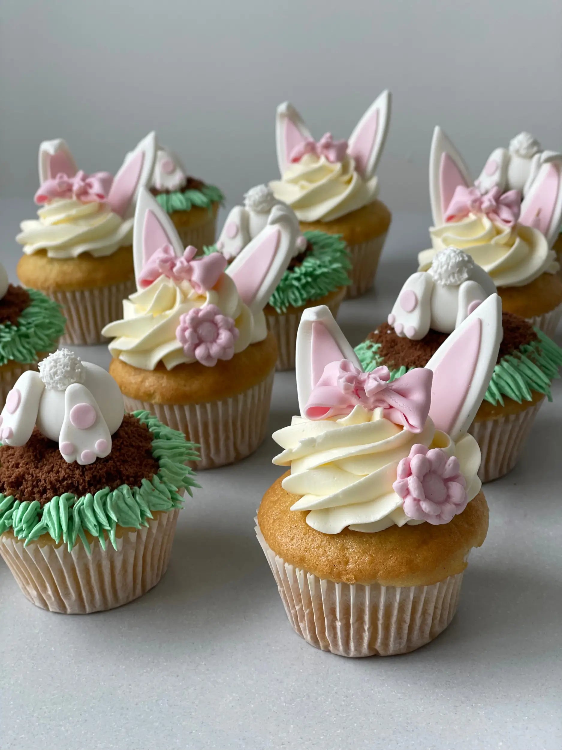Bunny garden cupcakes - cupcake