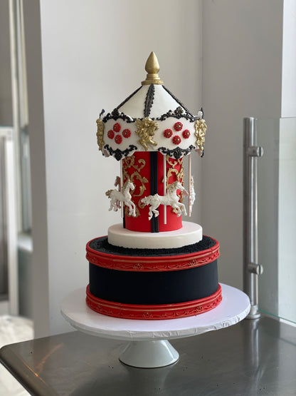 Carrousel in fondant - custom cake