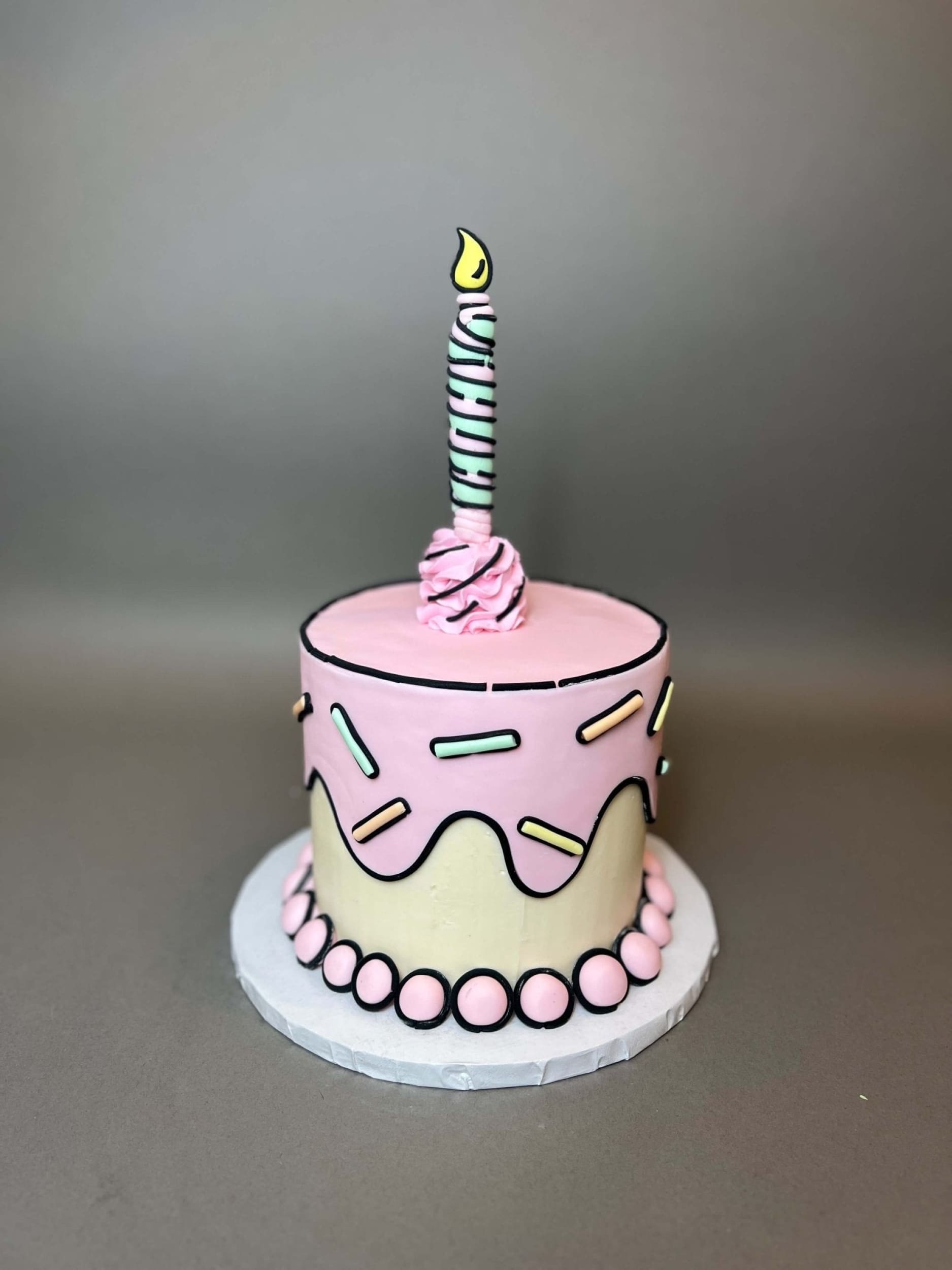 Cartoon pop-art cake - custom cake