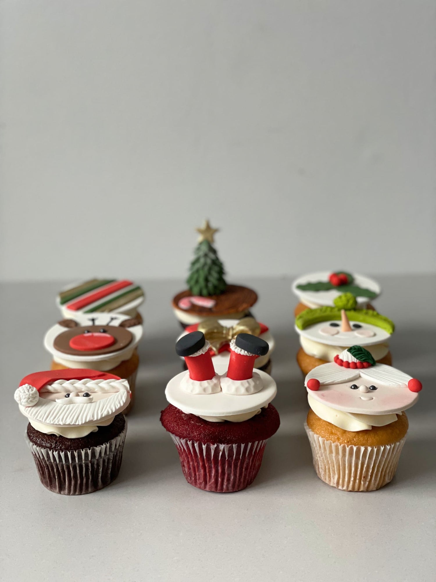 Christmas joy cupcakes - cupcake