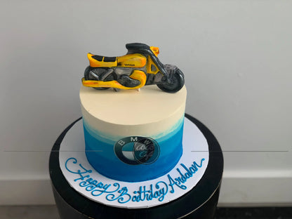 Cruiser motorcycle on buttercream - custom cake