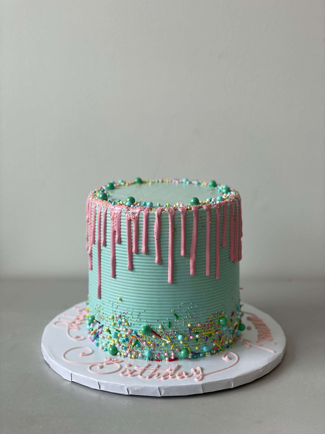 Drips on buttercream - custom cake